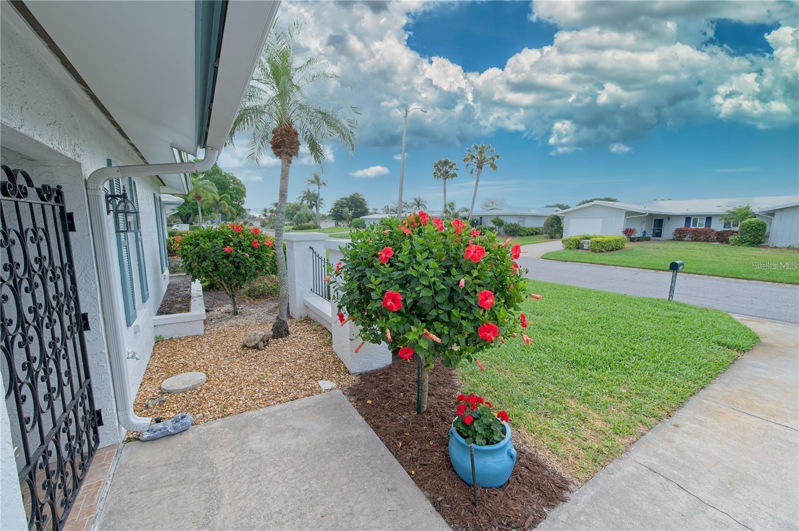 7402 9TH AVE W #7402