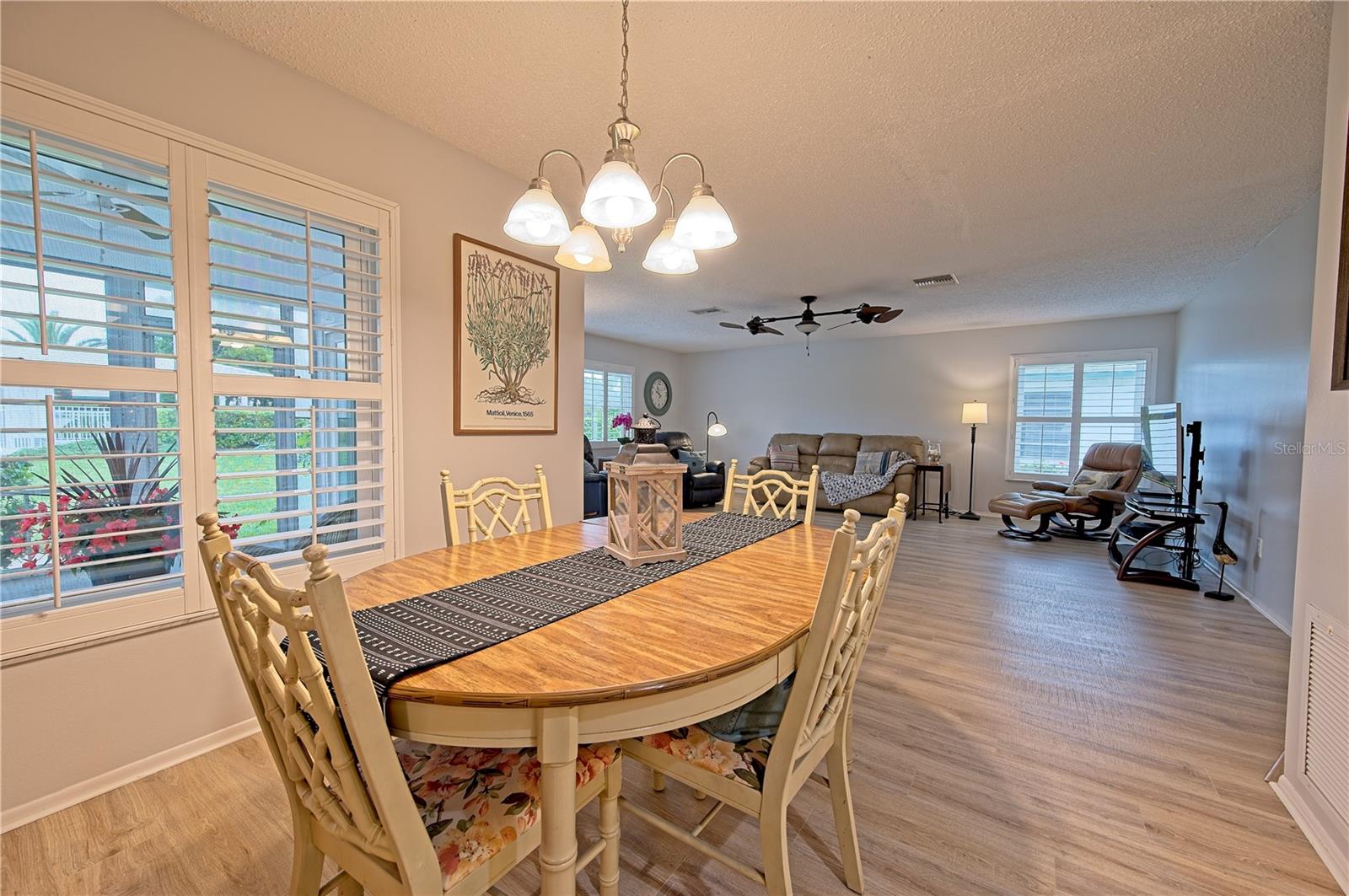 7402 9TH AVE W #7402