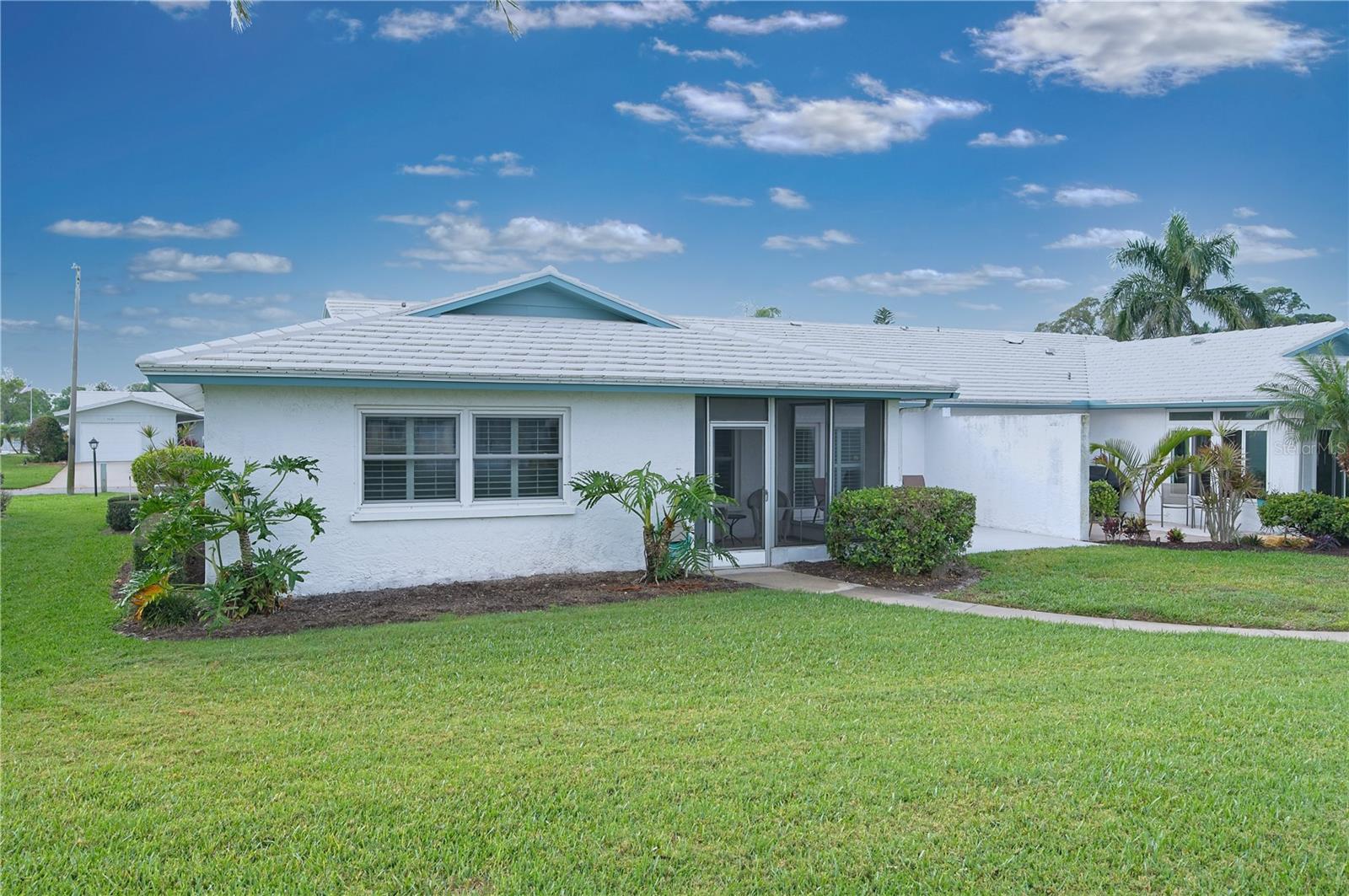 7402 9TH AVE W #7402