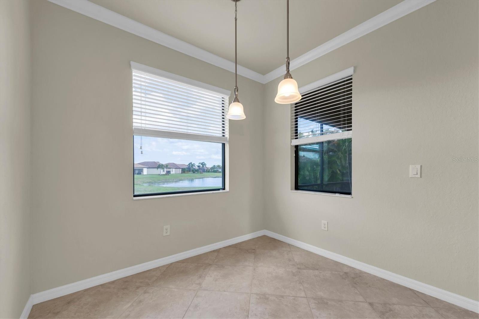 319 WHISPERING PALMS LN