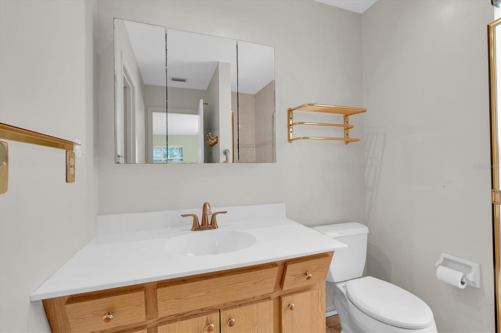 5511 10TH AVENUE DR W