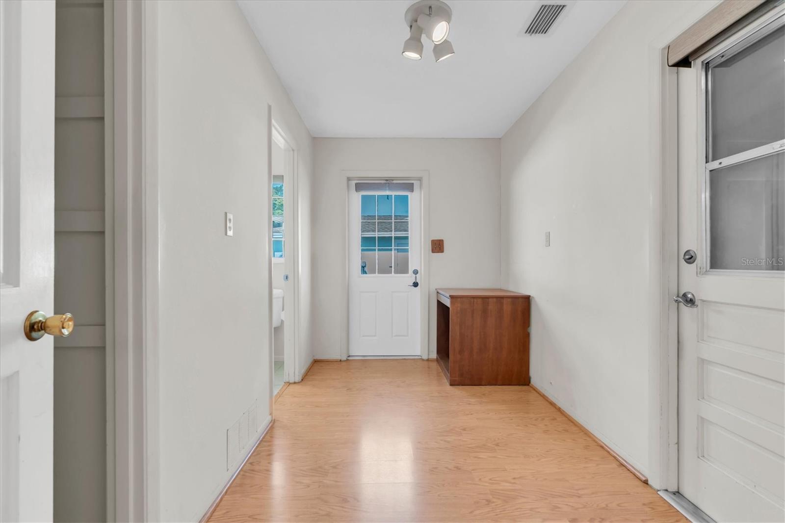 5511 10TH AVENUE DR W