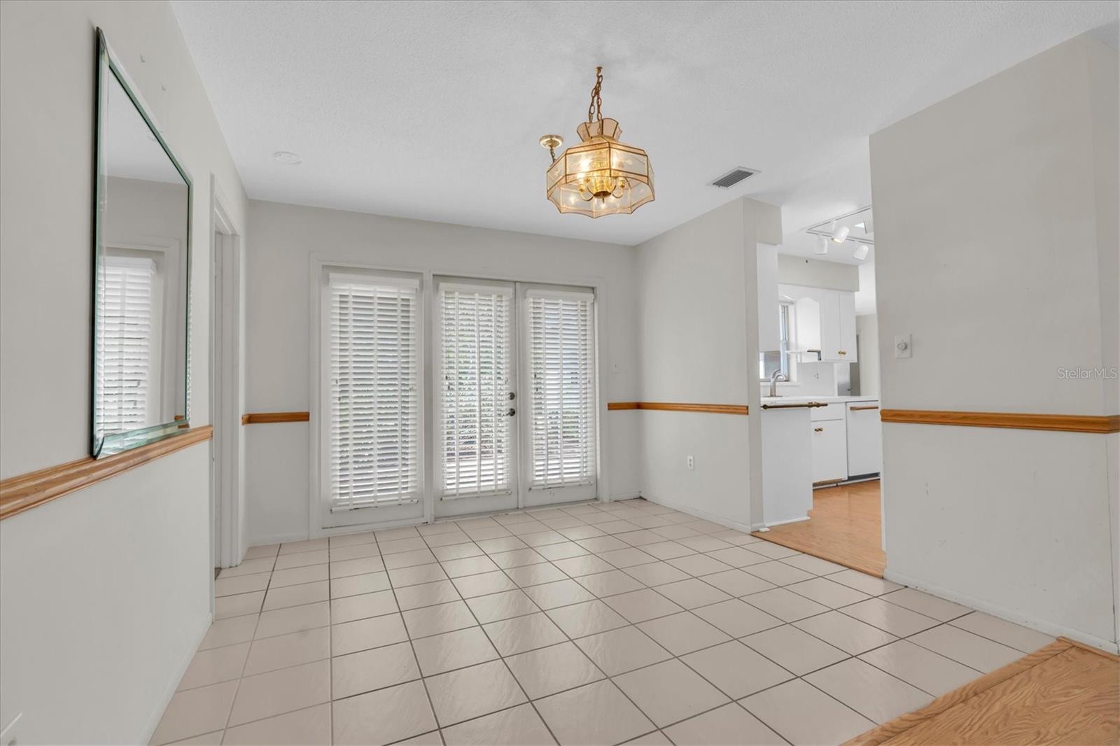 5511 10TH AVENUE DR W