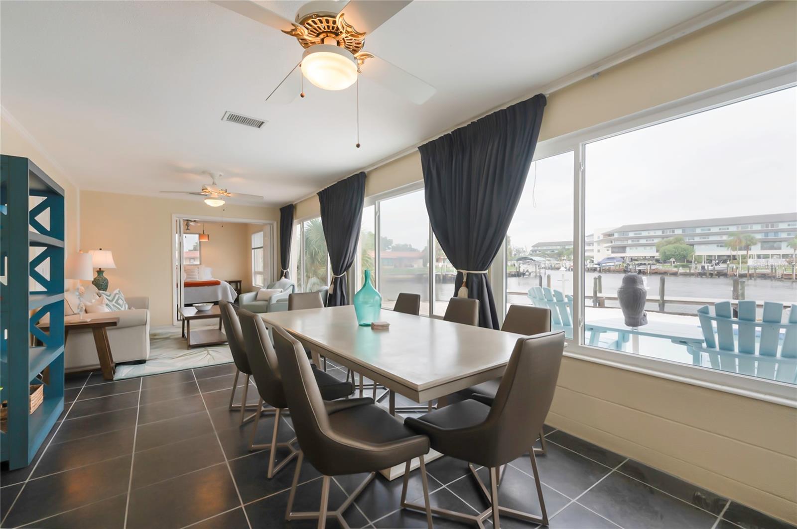 4223 ROYAL PALM DR