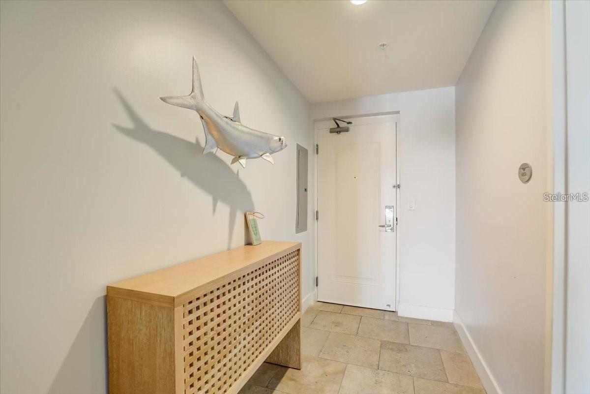 5325 MARINA DRIVE #423