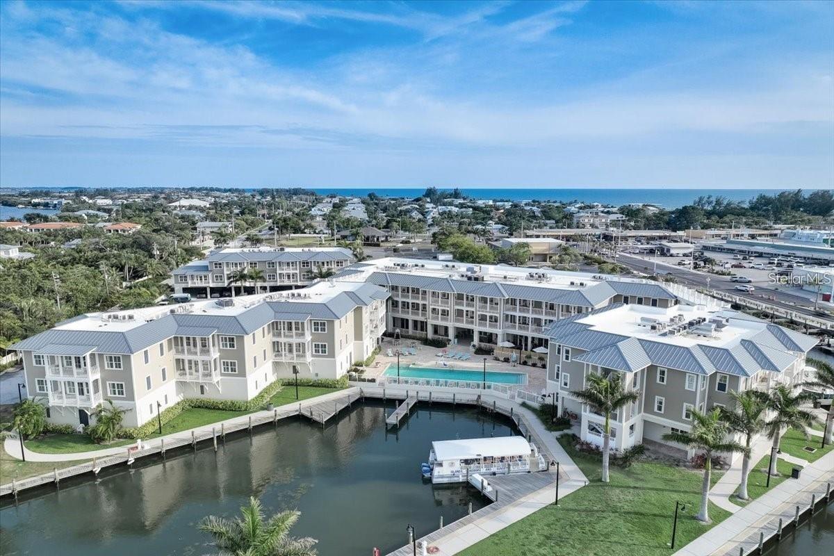 5325 Marina Drive 423 Holmes Beach Fl Us 34217 Mfra4708624