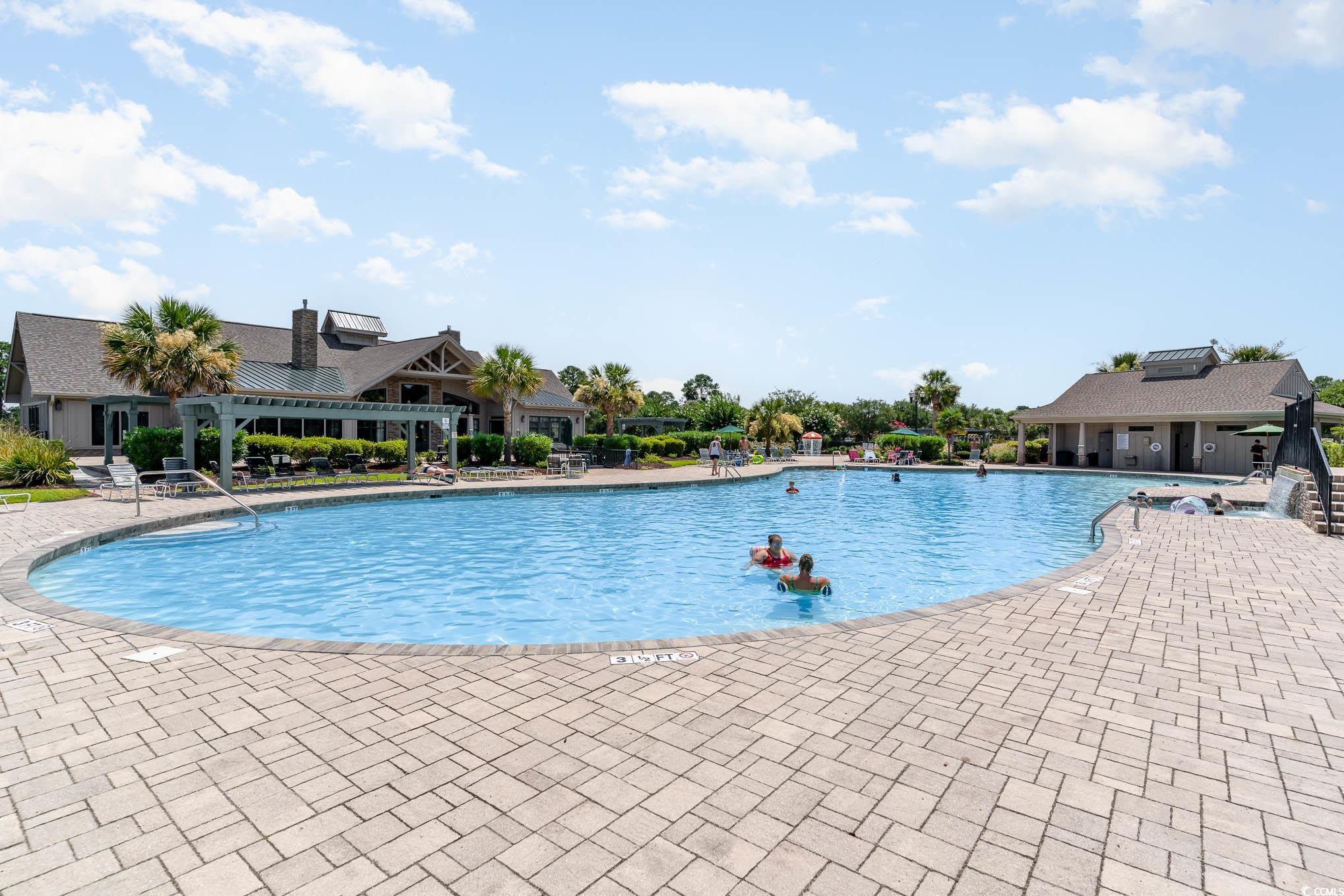 824 Oxbow Dr.