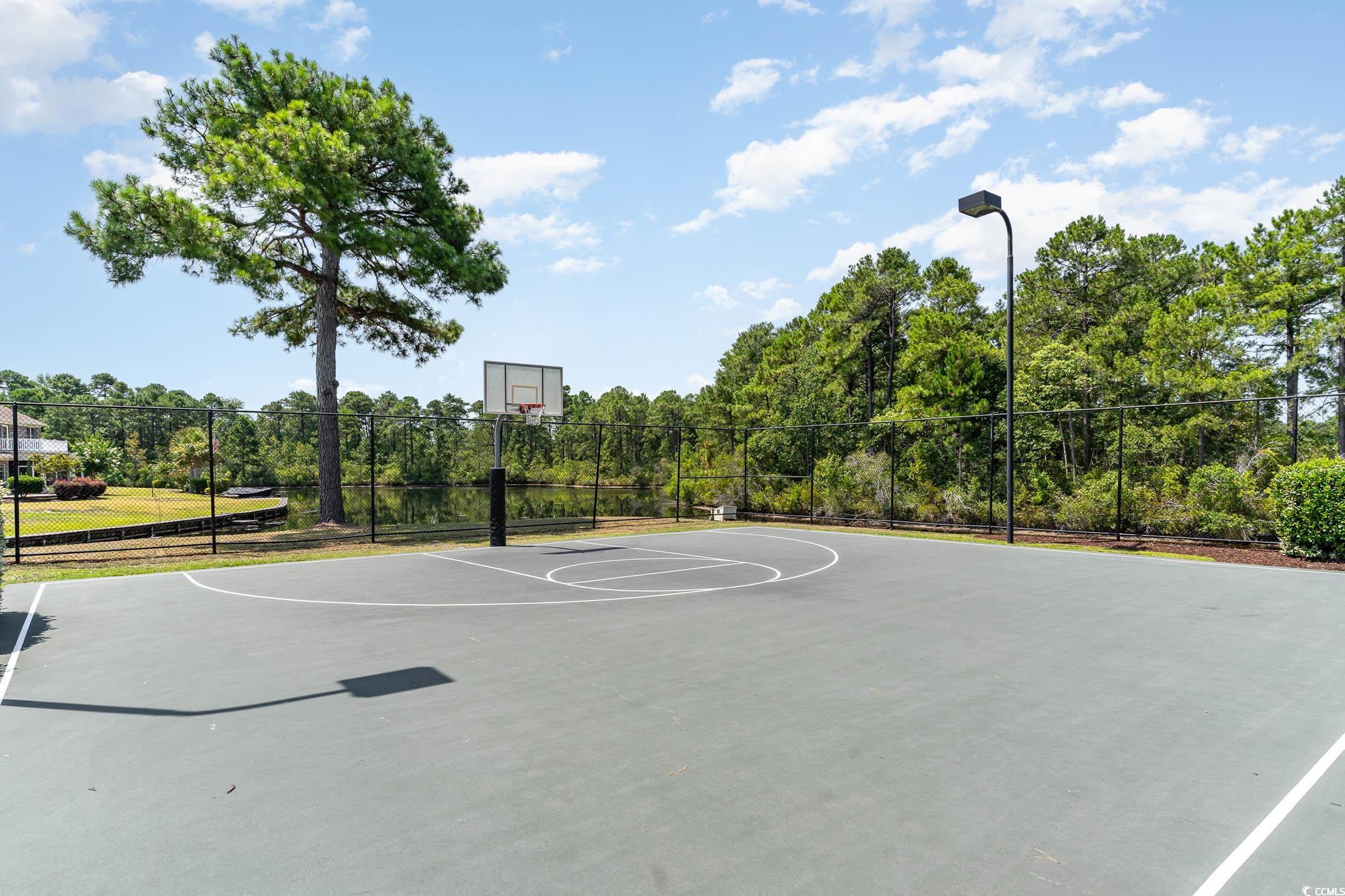 824 Oxbow Dr.
