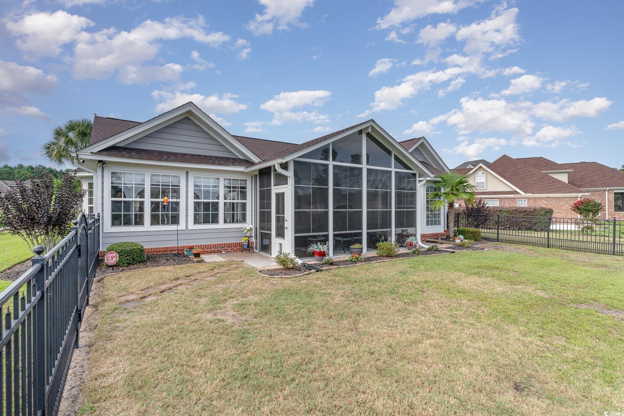 824 Oxbow Dr.