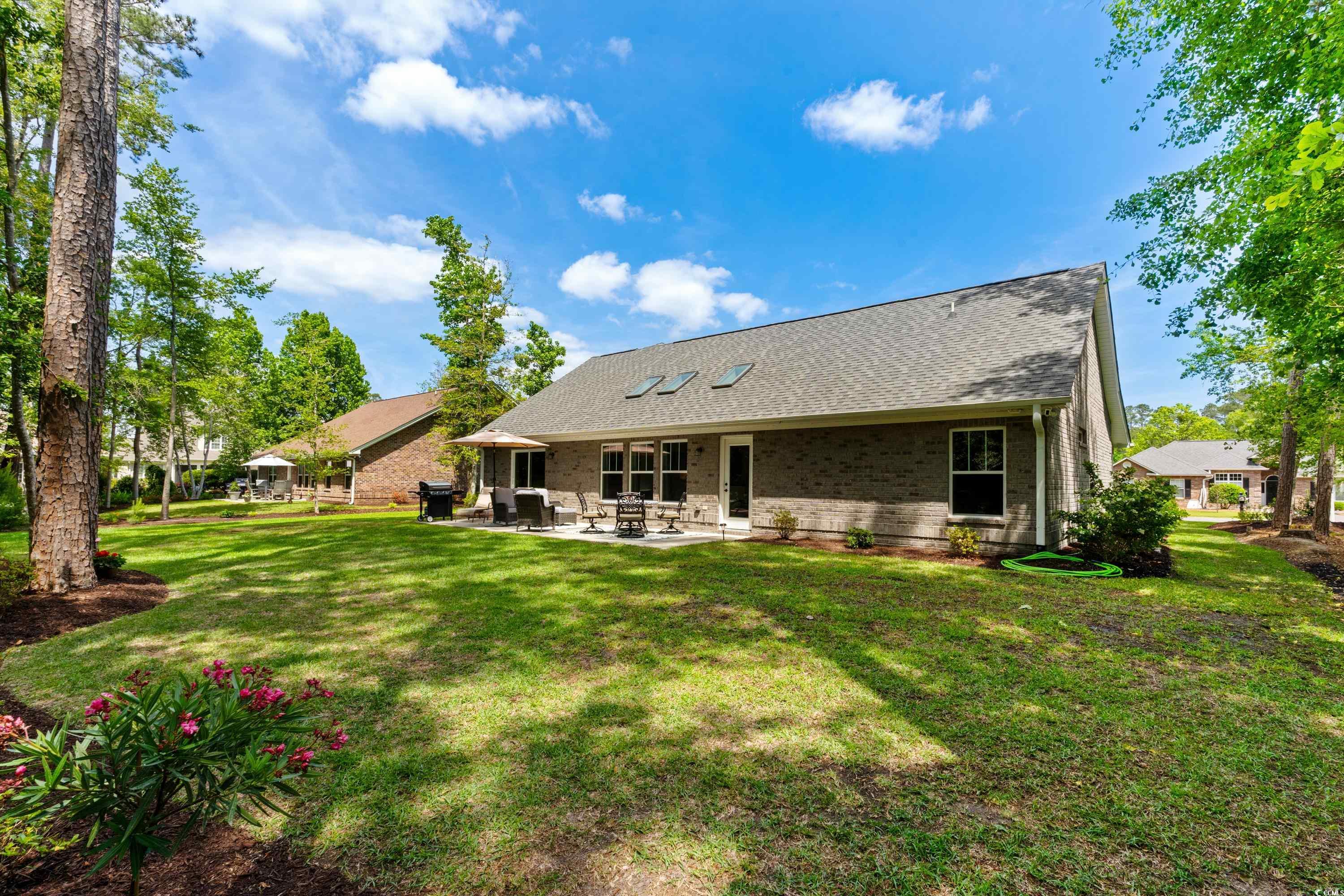 370 Foxtail Dr.