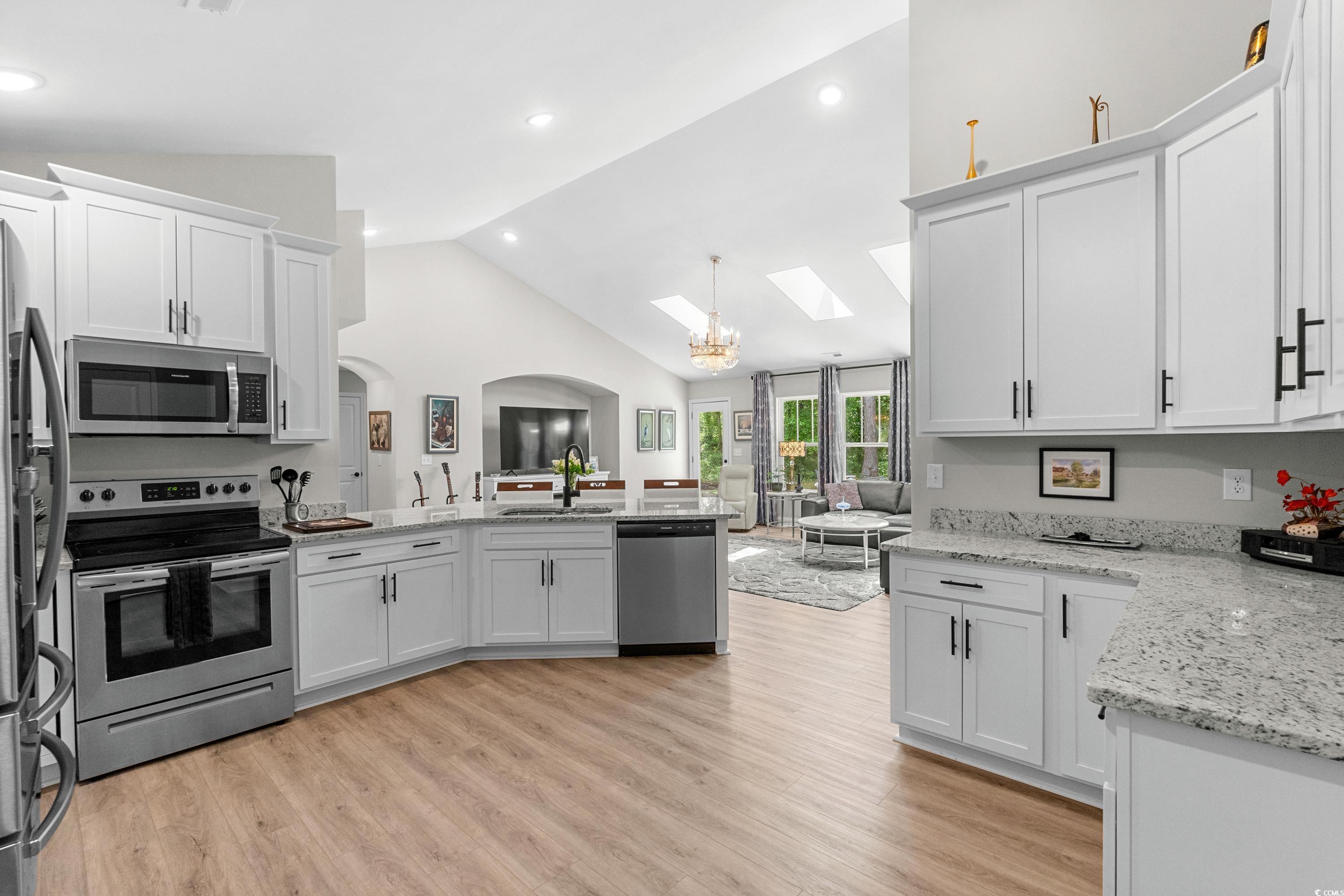 370 Foxtail Dr.