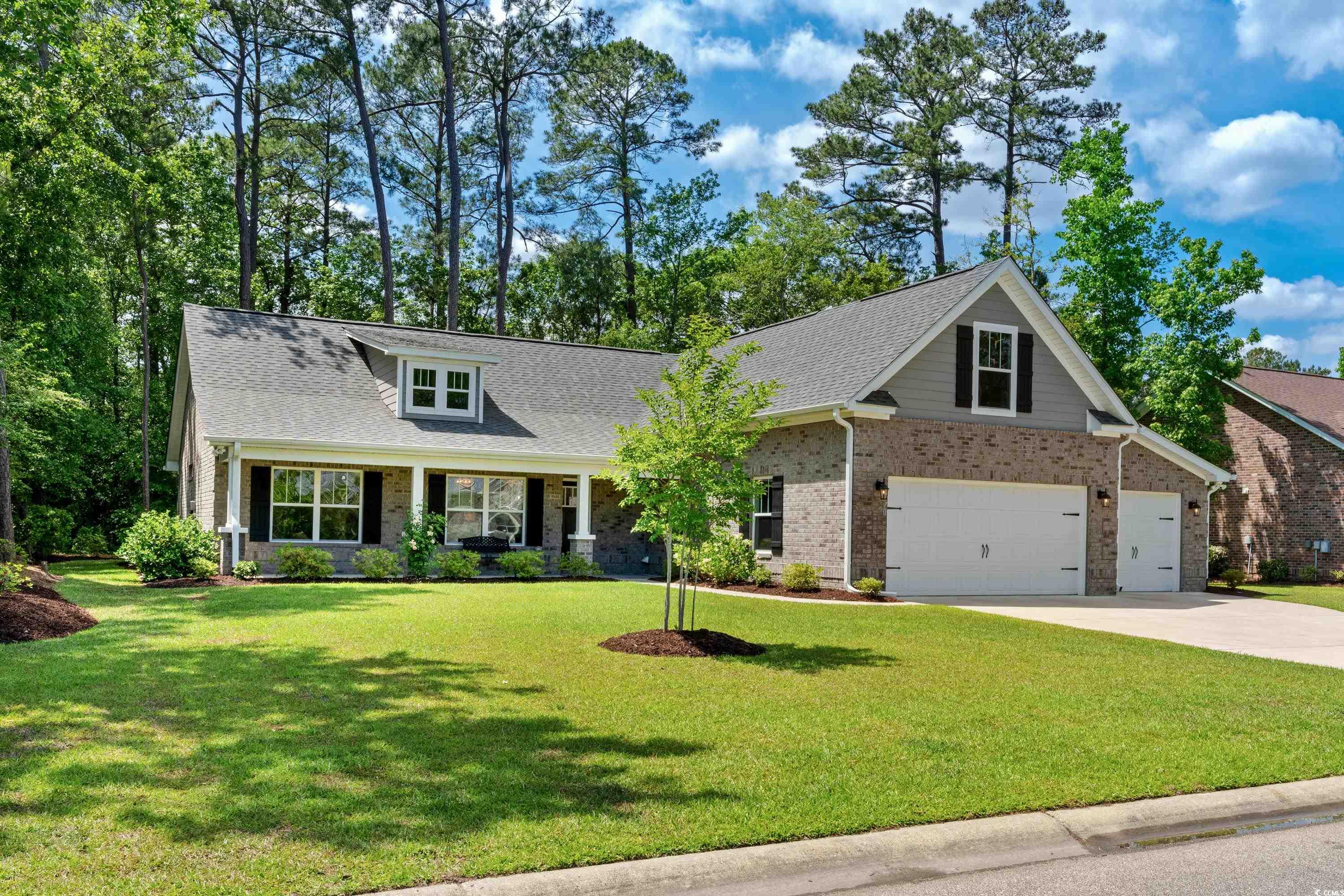 370 Foxtail Dr.
