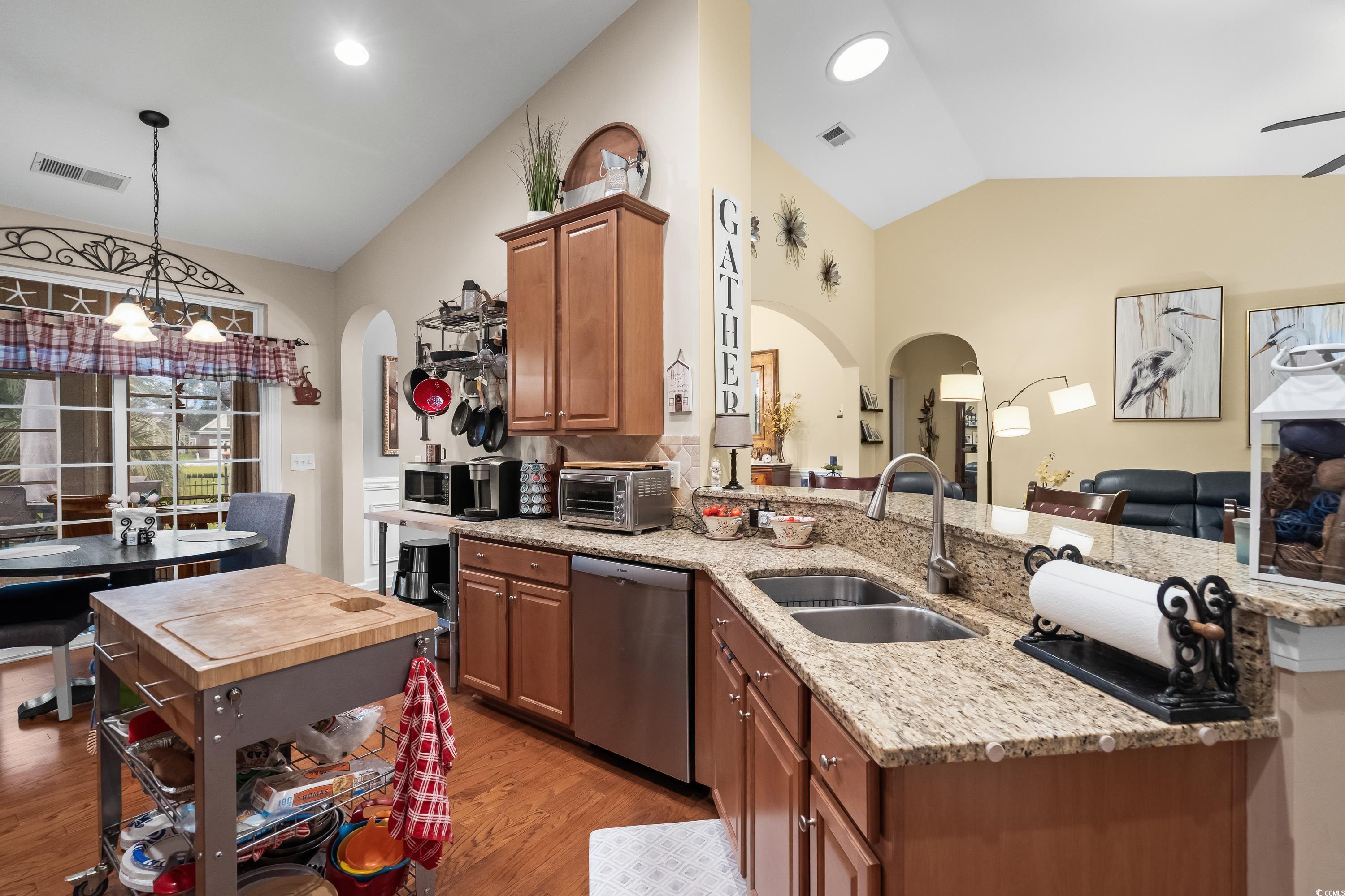908 Ashbourn Ct.