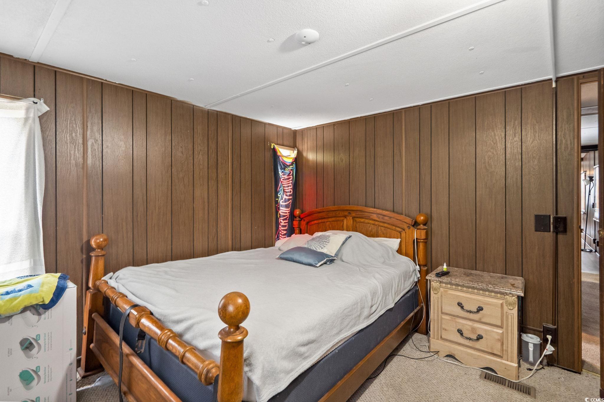 3025 Shalimar Dr.