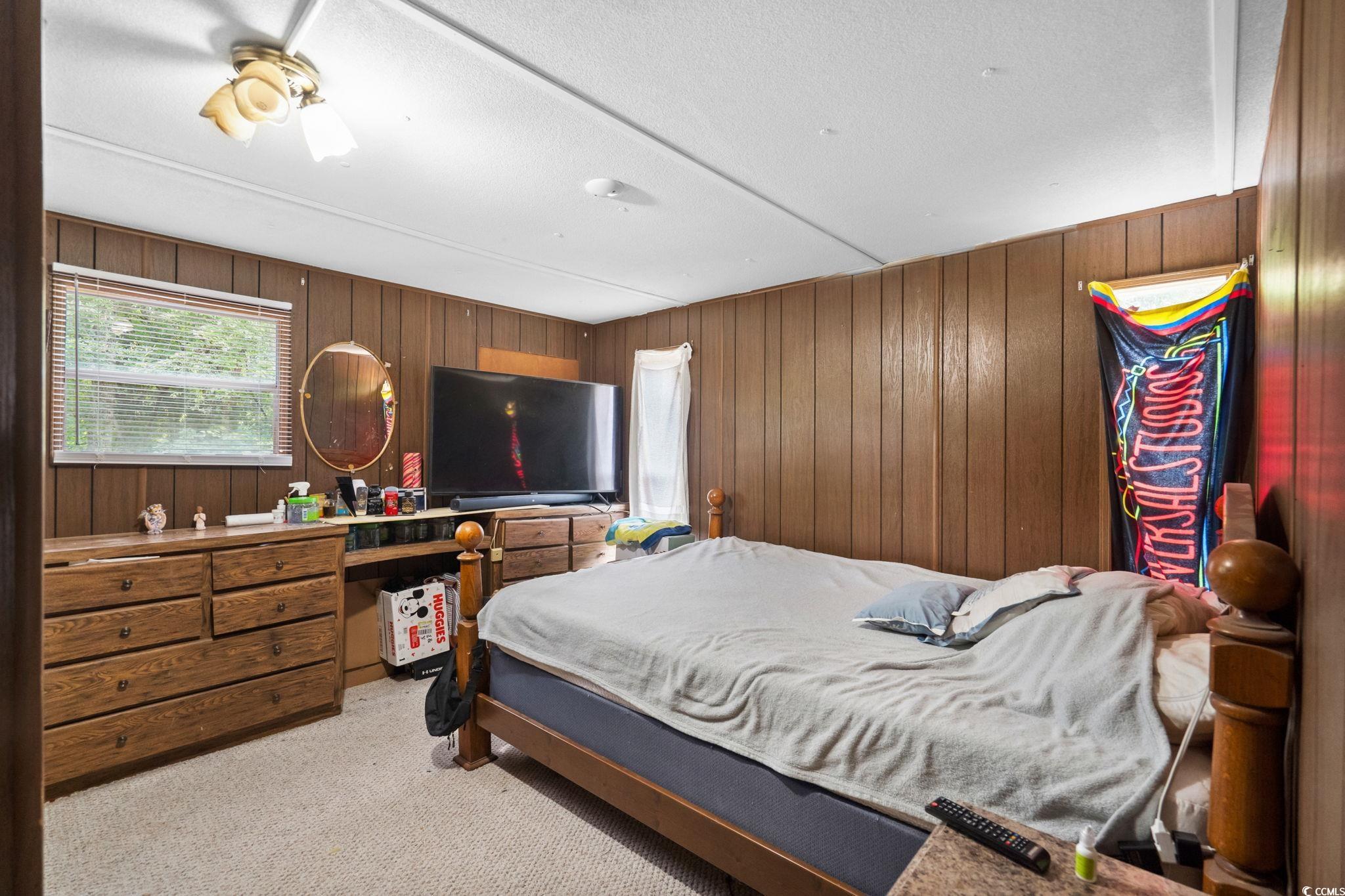3025 Shalimar Dr.