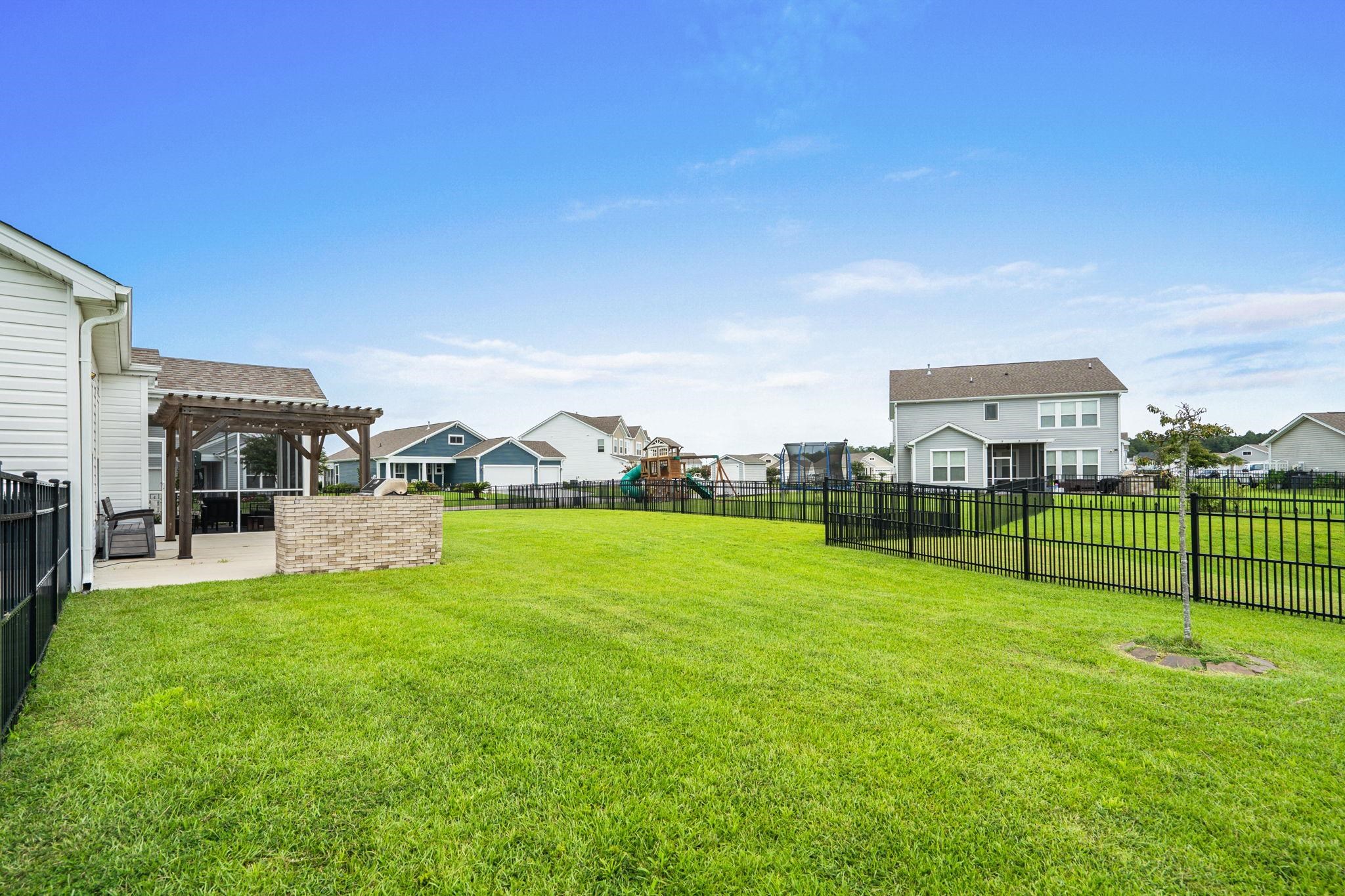 1076 Caprisia Loop