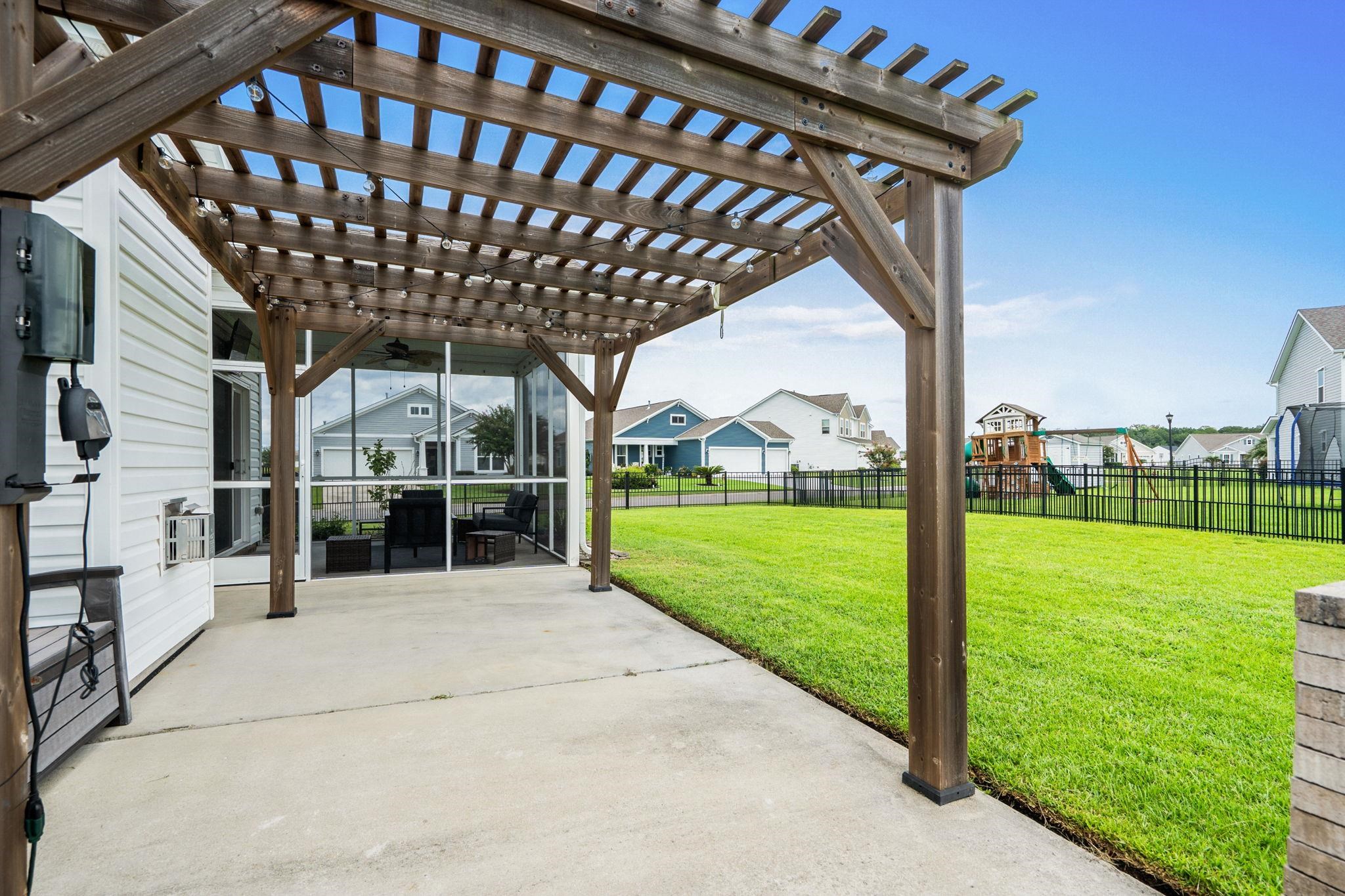 1076 Caprisia Loop