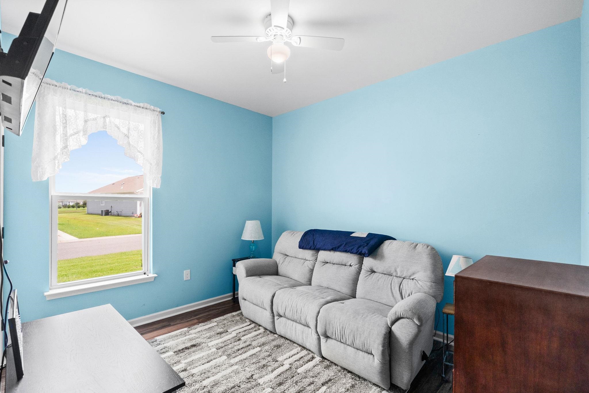 1076 Caprisia Loop