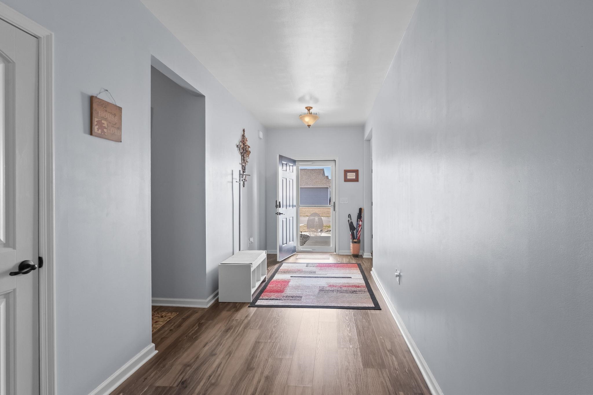 1076 Caprisia Loop