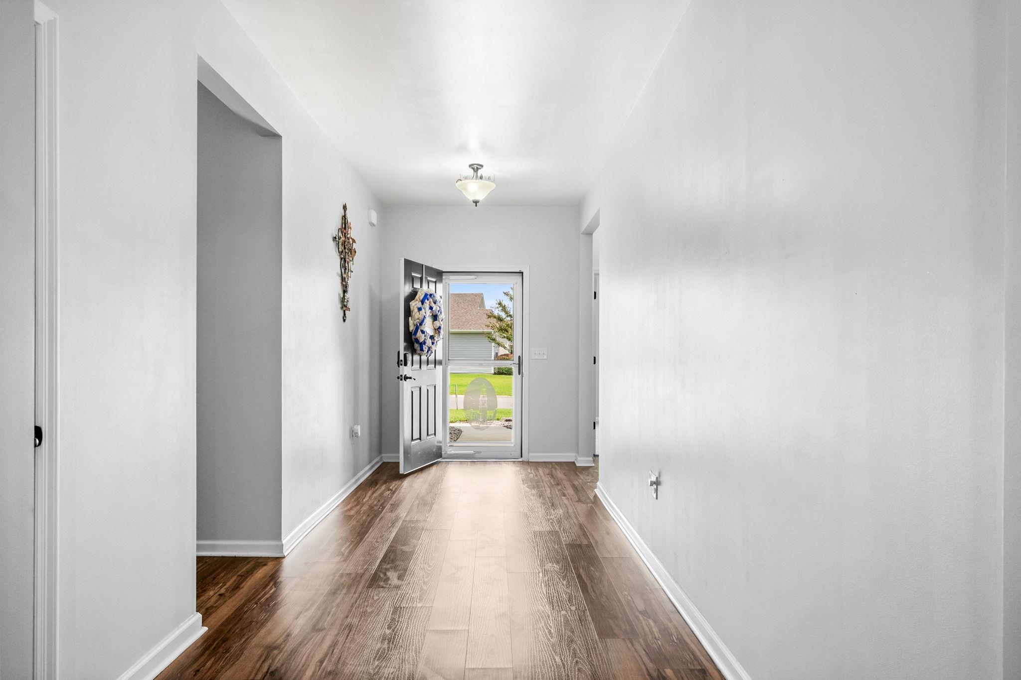 1076 Caprisia Loop