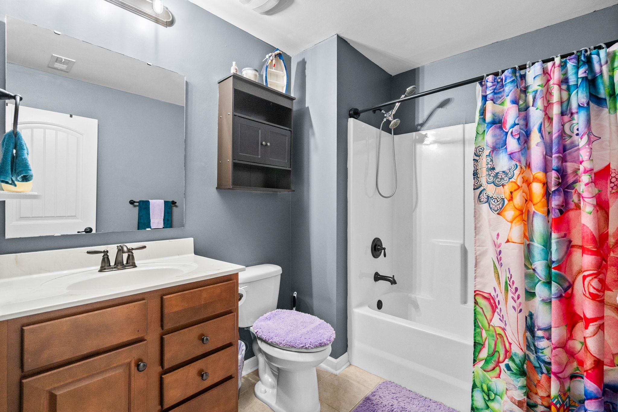 1076 Caprisia Loop