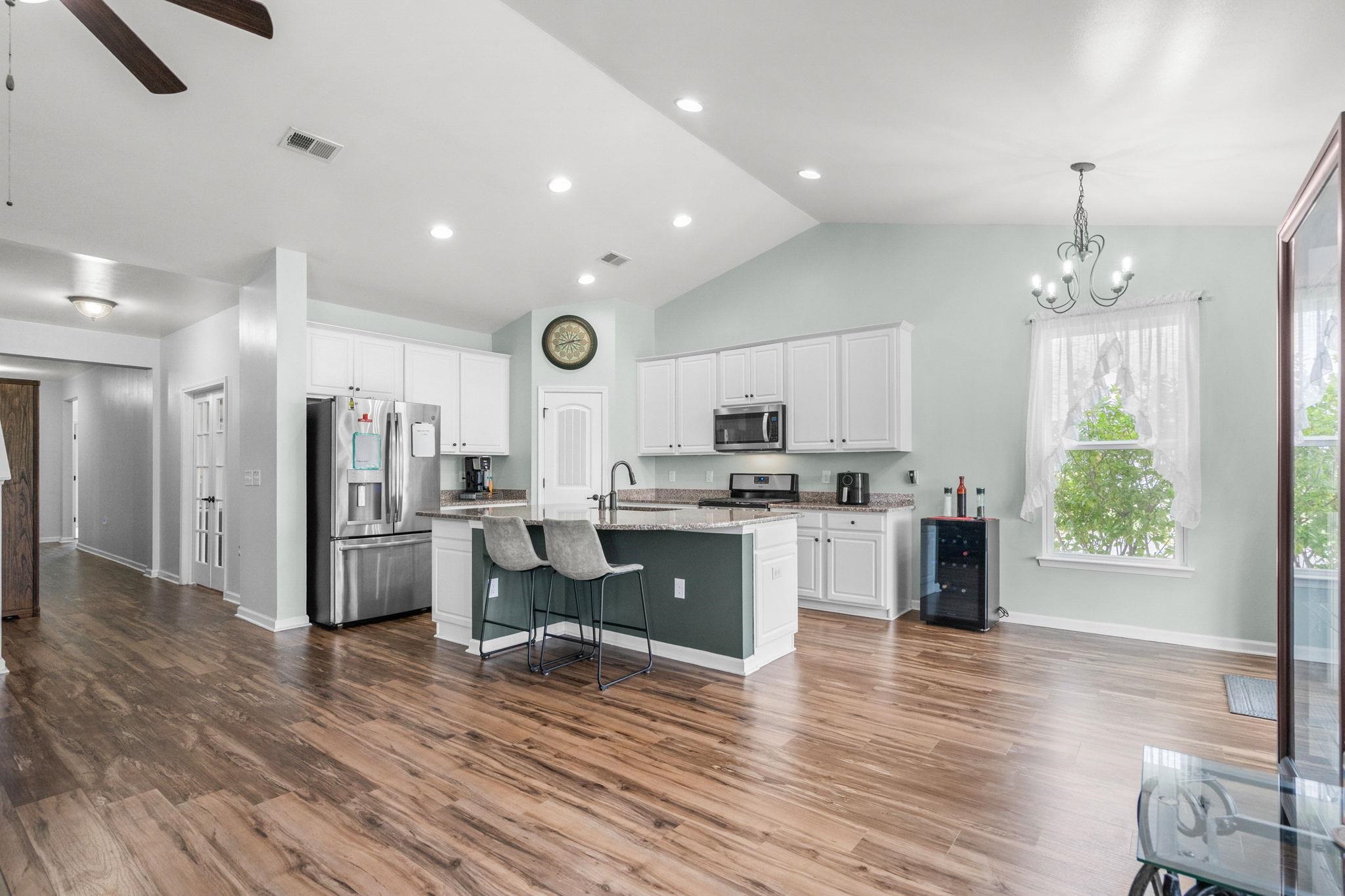 1076 Caprisia Loop