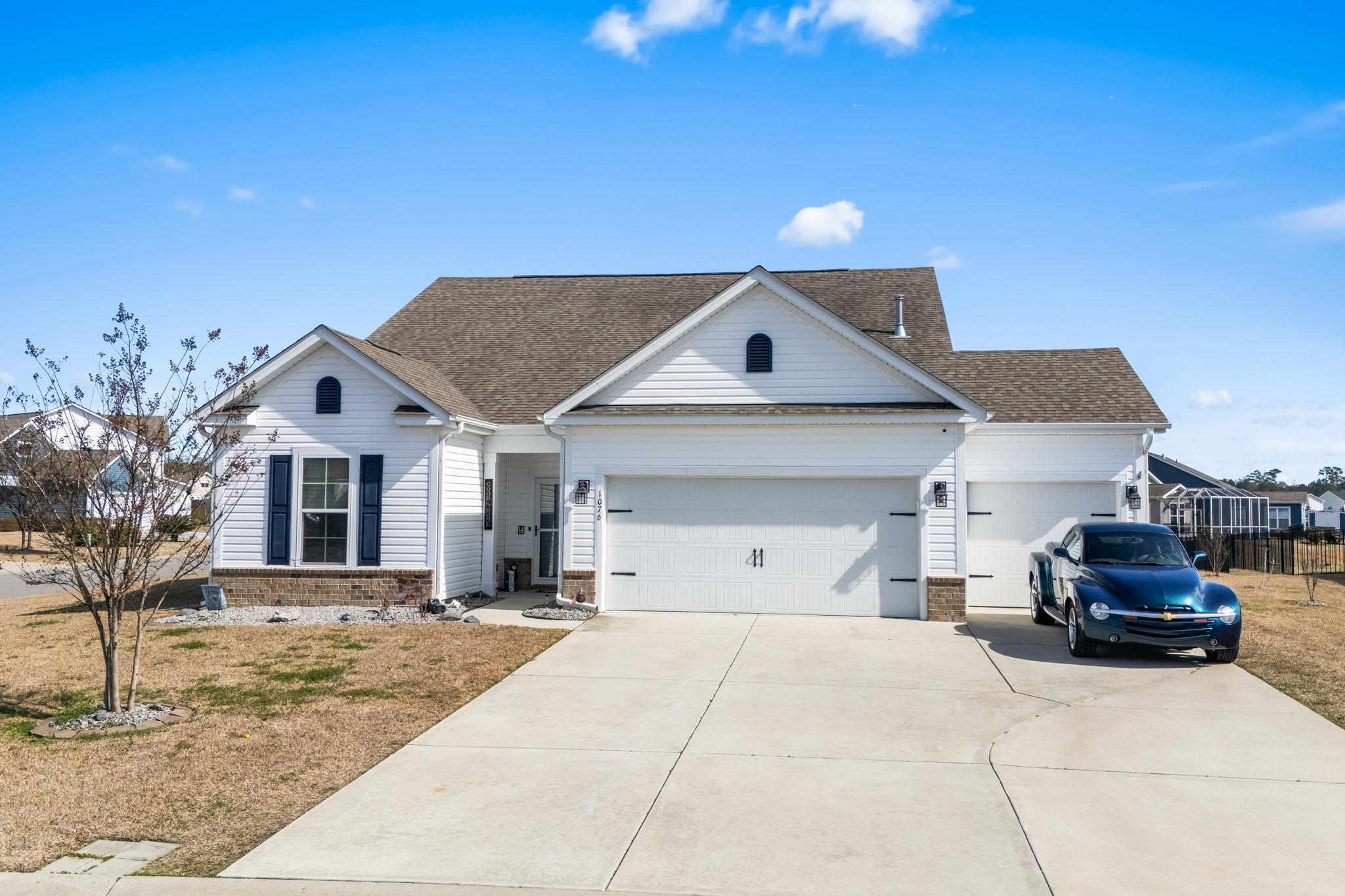 1076 Caprisia Loop