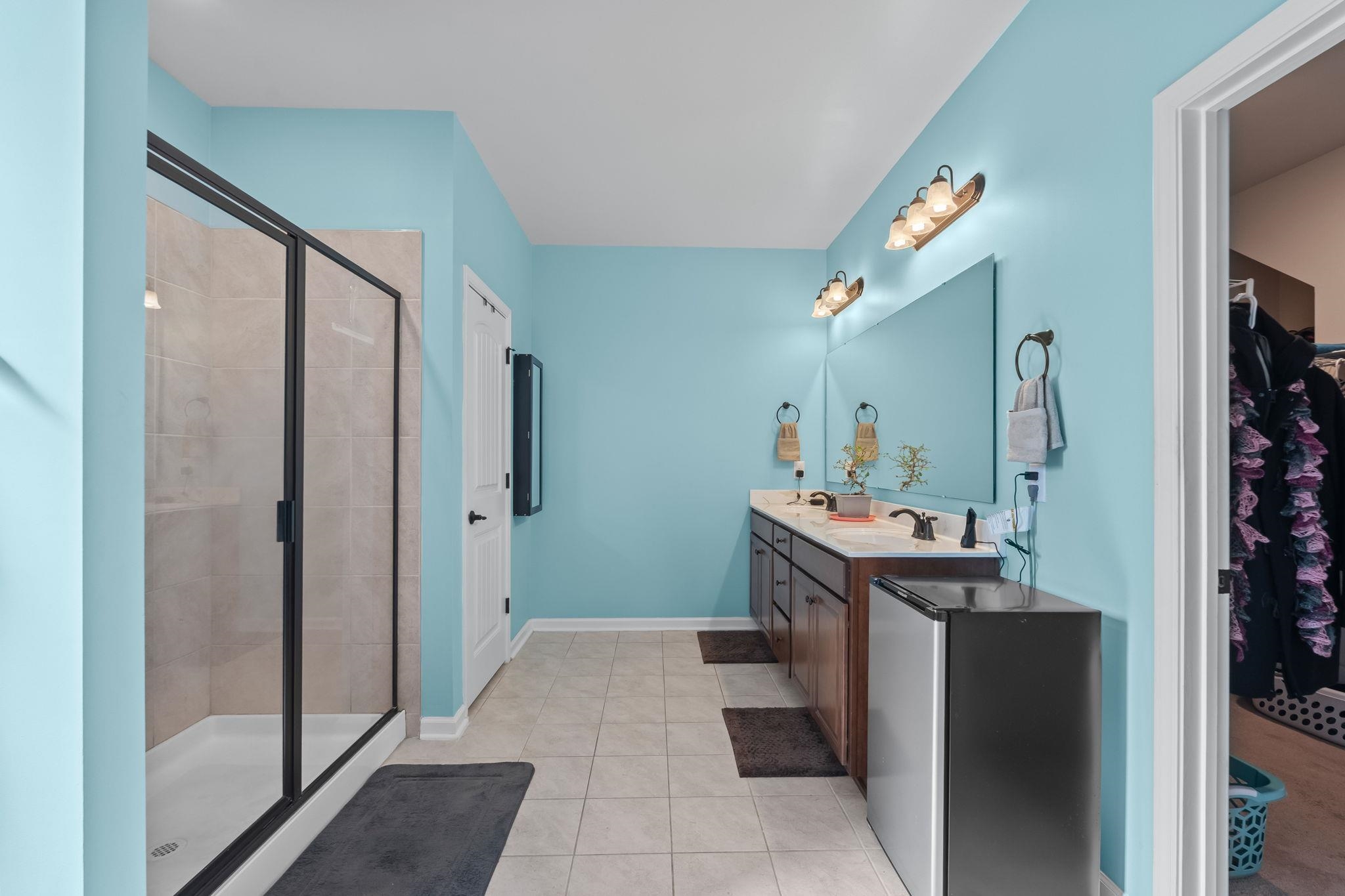 1076 Caprisia Loop