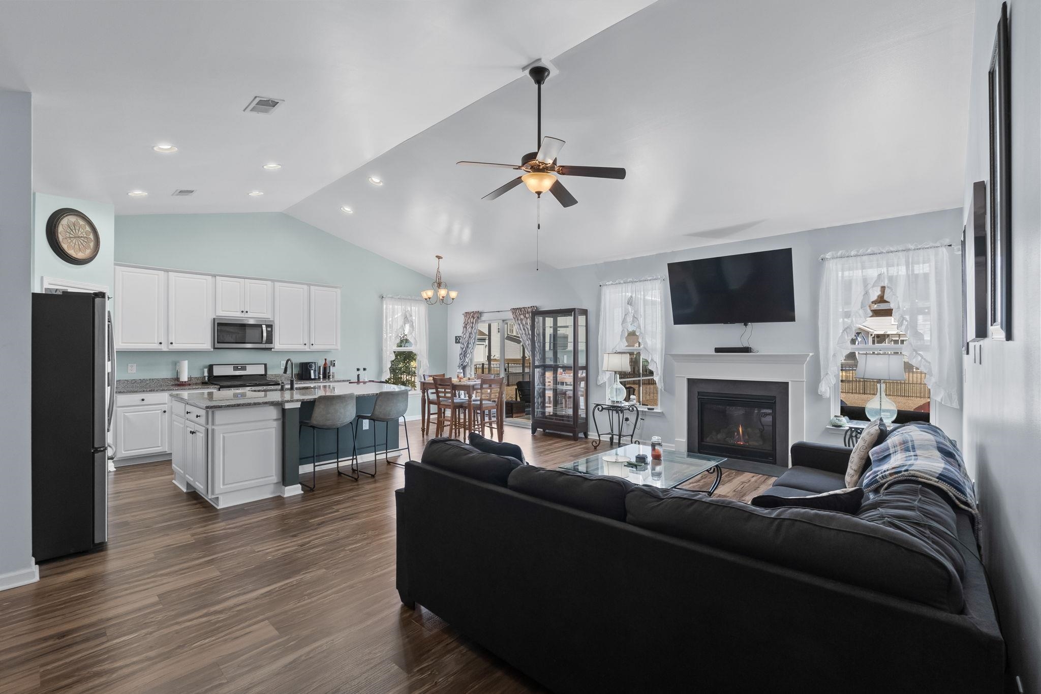 1076 Caprisia Loop