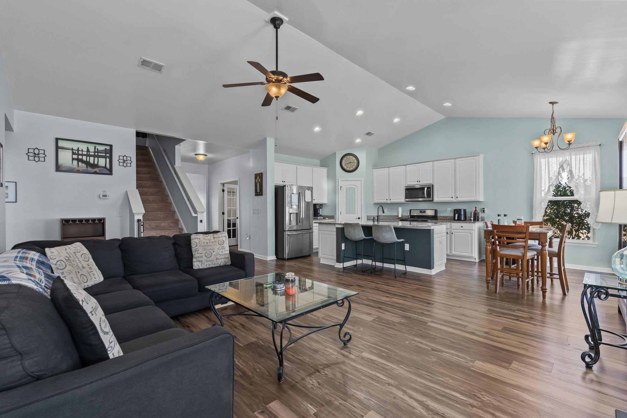 1076 Caprisia Loop