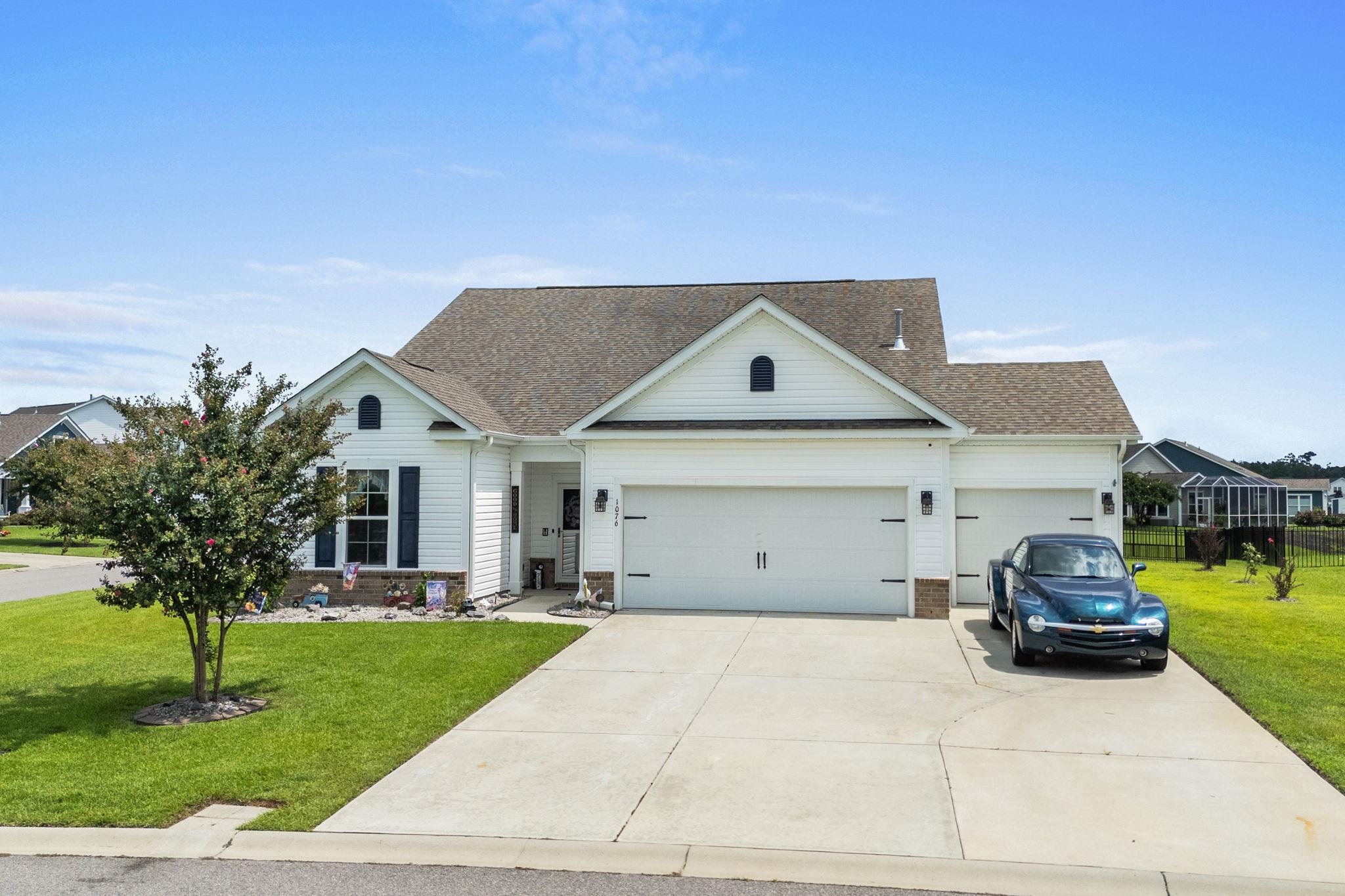 1076 Caprisia Loop