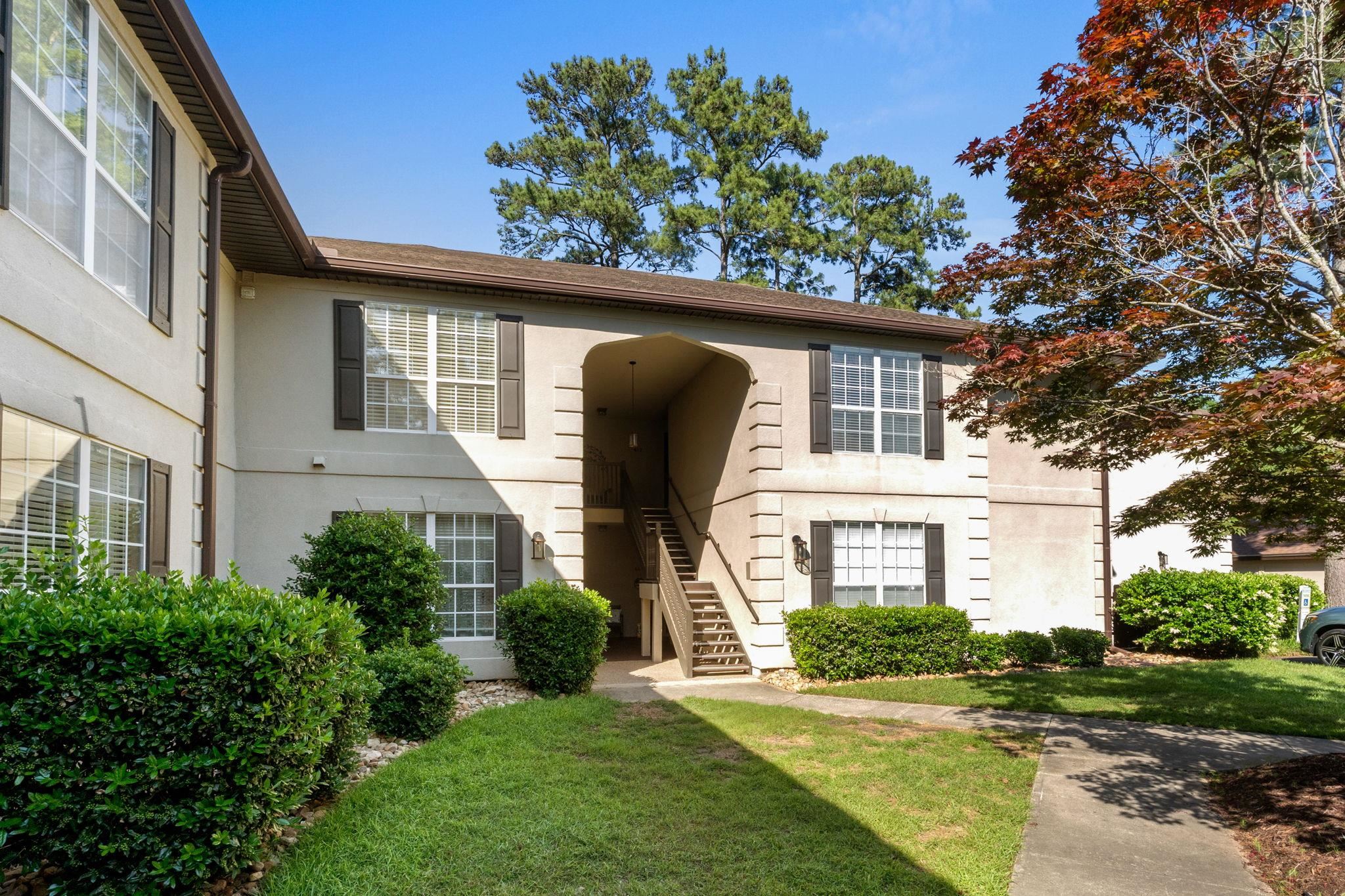 611 Pipers Ln. Unit: 611