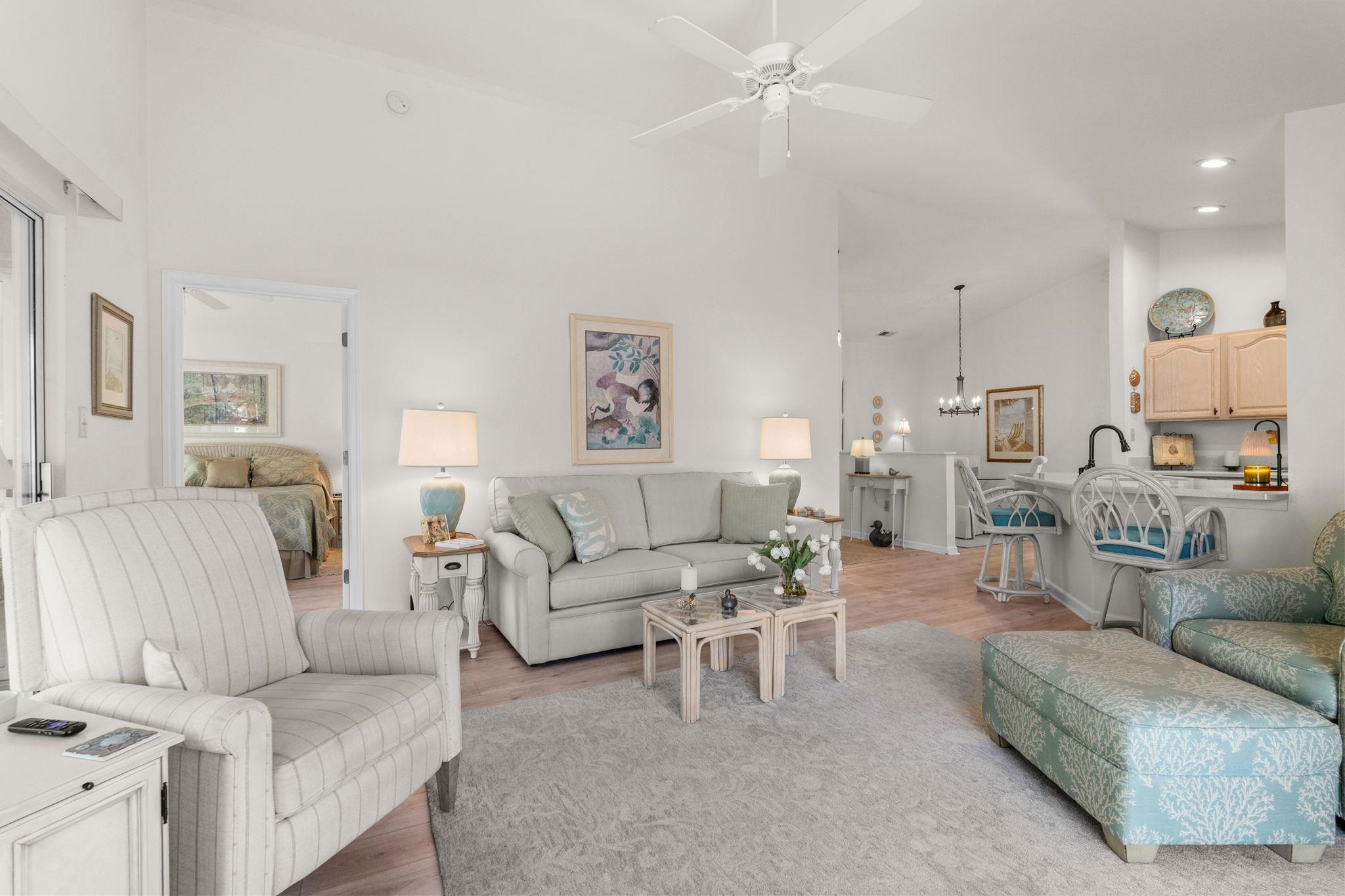 611 Pipers Ln. Unit: 611