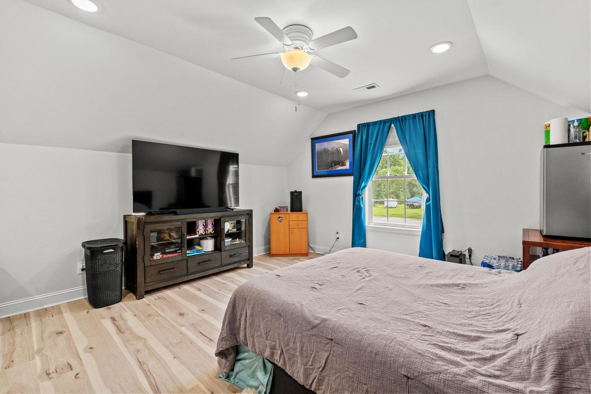 4457 Woodyard Bay Rd.