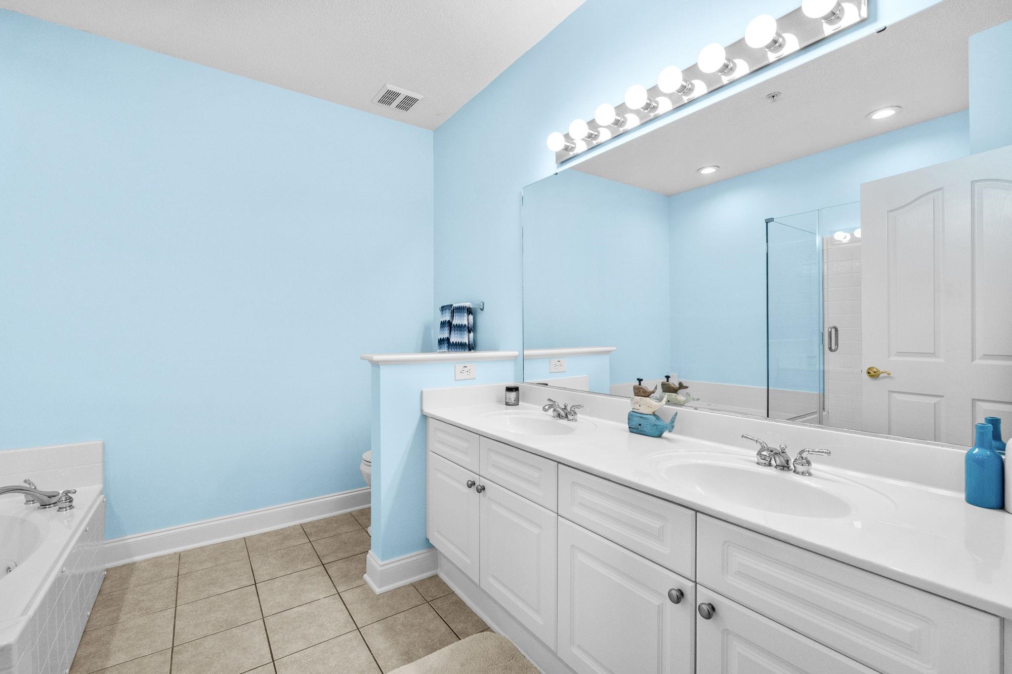6203 Catalina Dr. Unit: 834