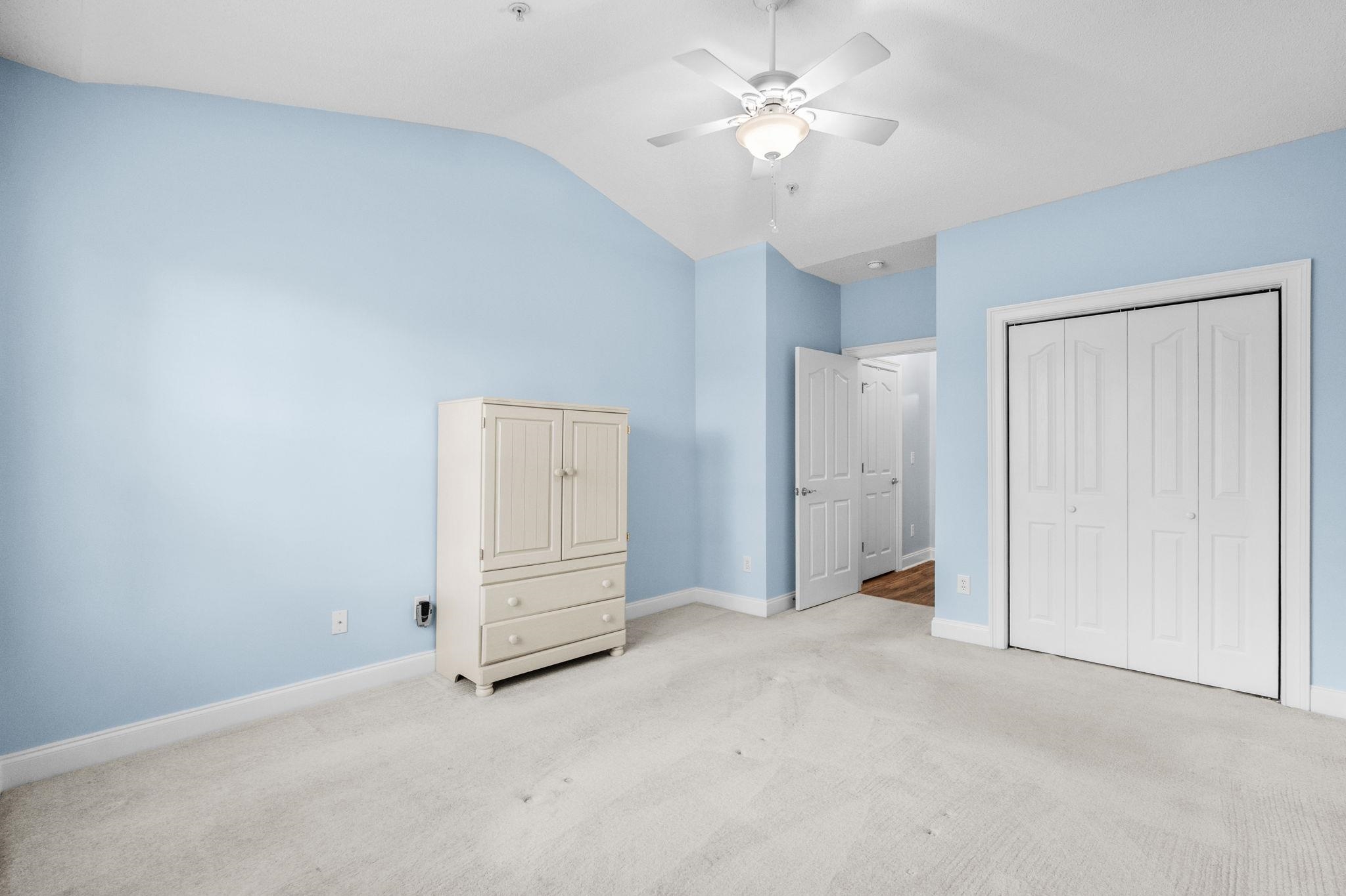 6203 Catalina Dr. Unit: 834