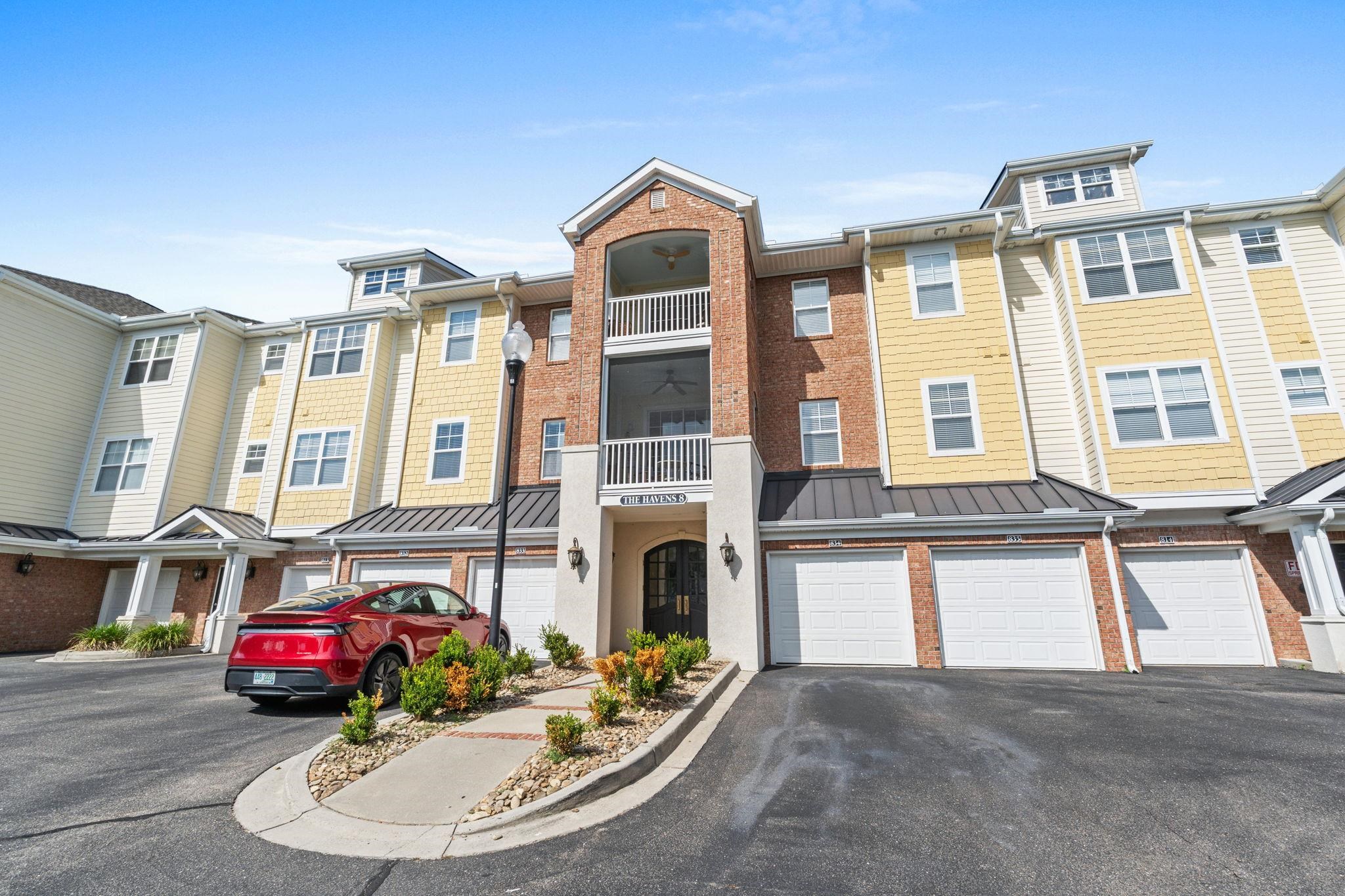 6203 Catalina Dr. Unit: 834