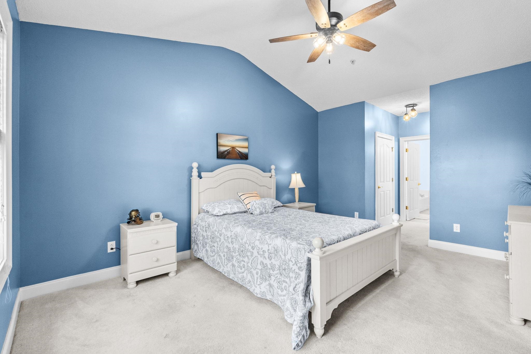 6203 Catalina Dr. Unit: 834