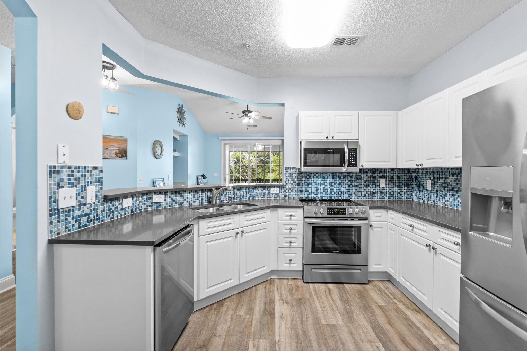 6203 Catalina Dr. Unit: 834