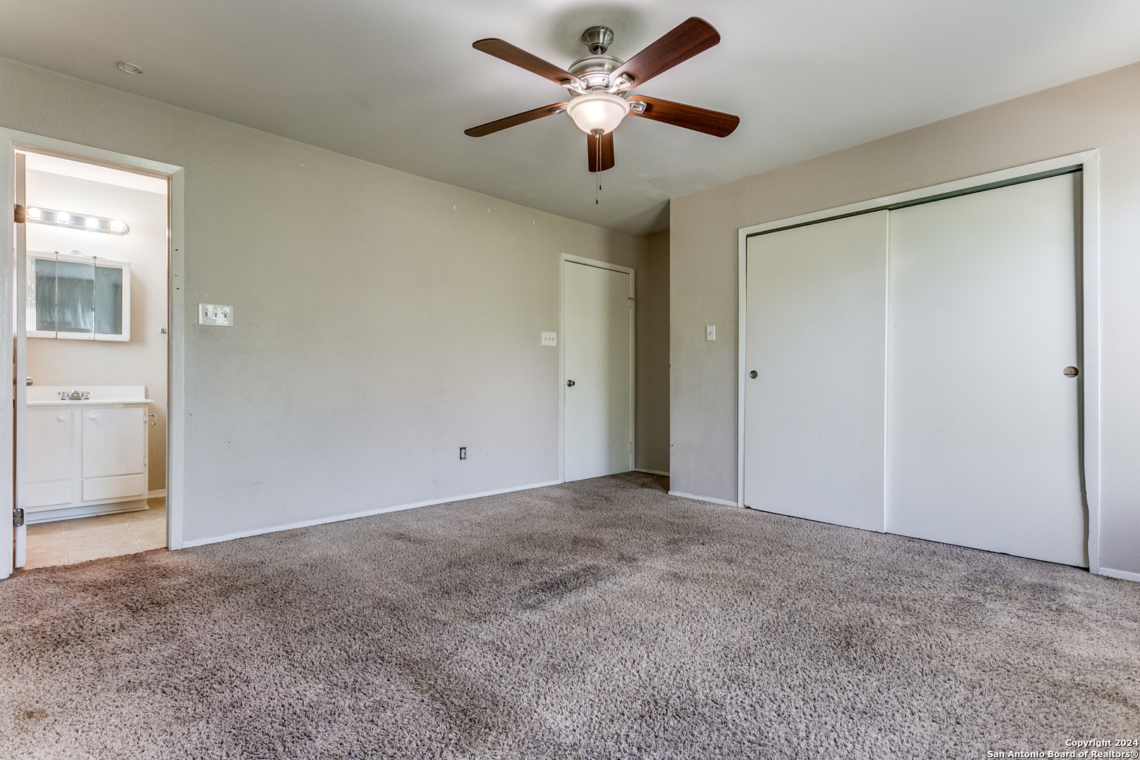 4411 EISENHAUER RD