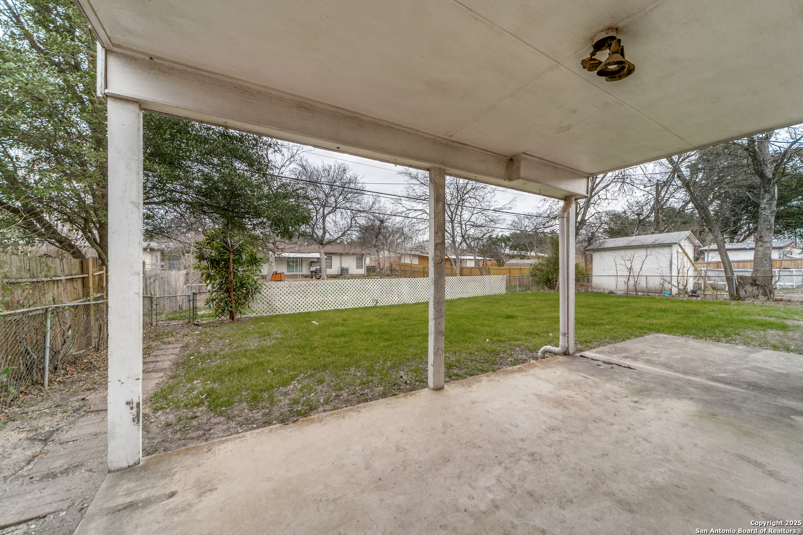 4411 EISENHAUER RD