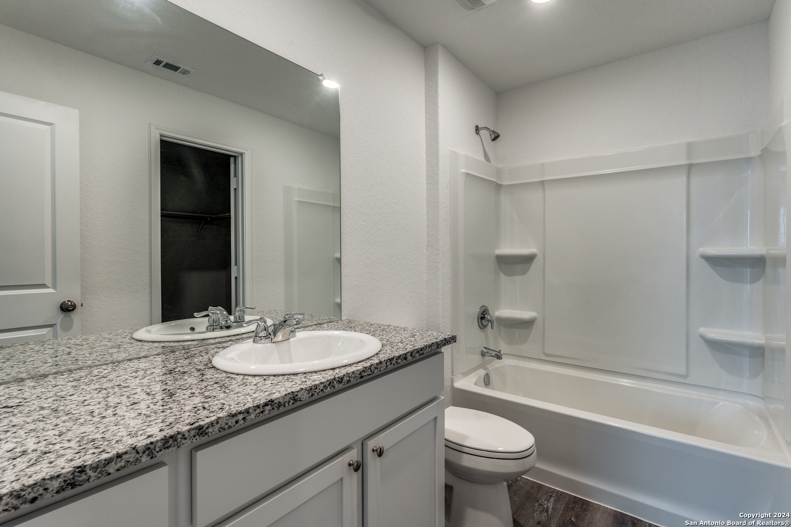 5835 ANTONIO PL
