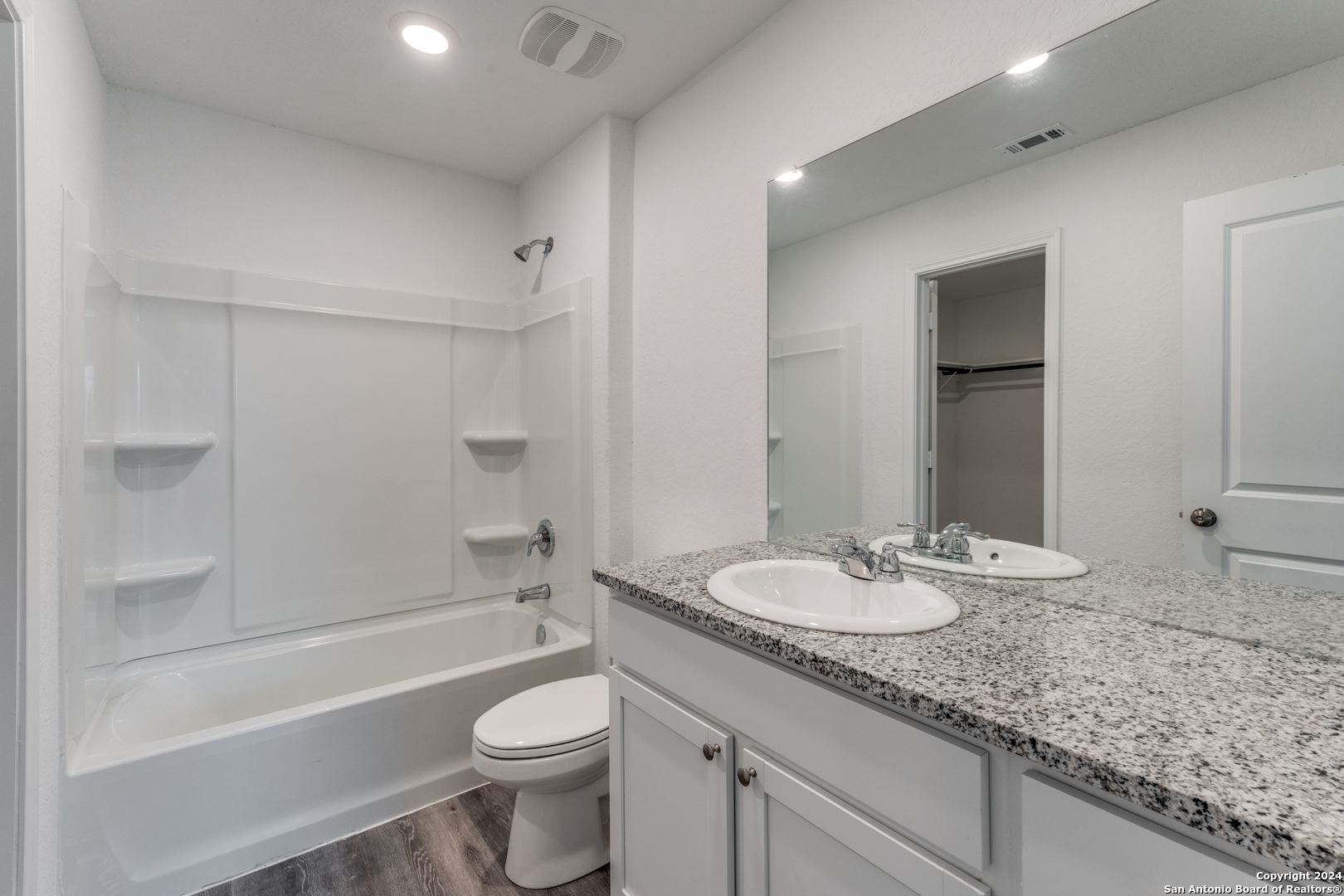 5906 ANTONIO PL