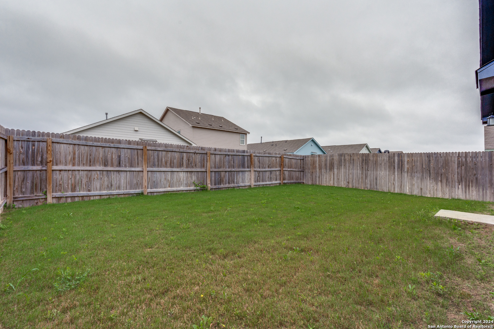 5906 ANTONIO PL