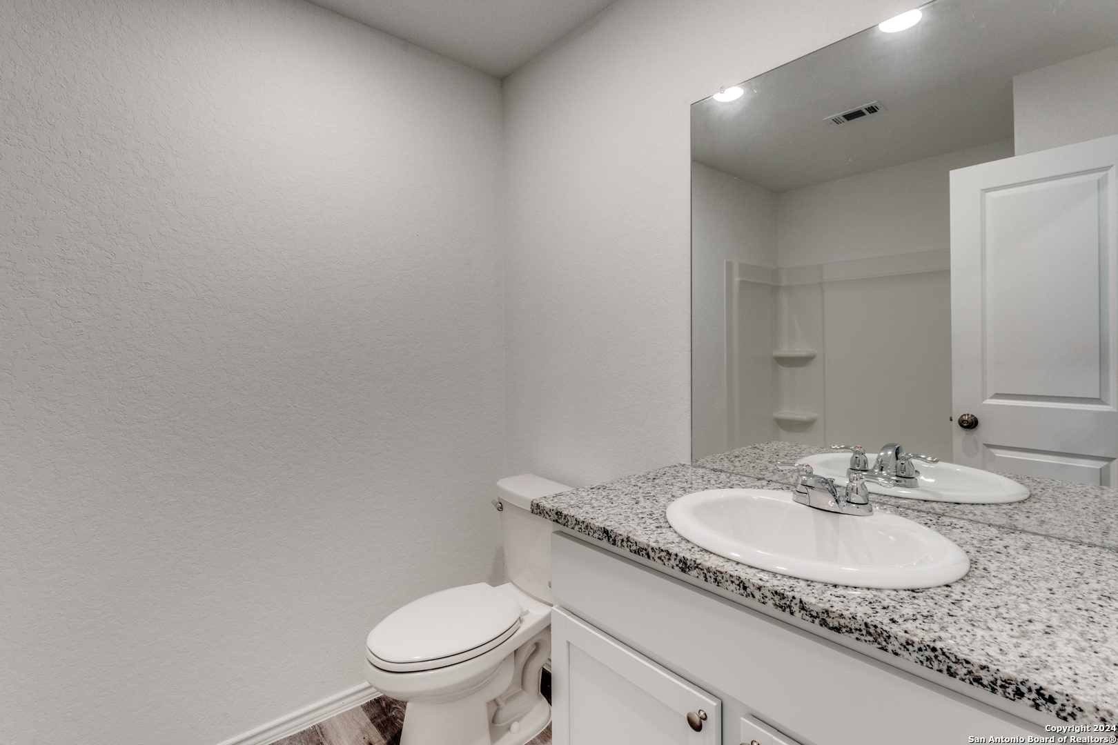 5906 ANTONIO PL
