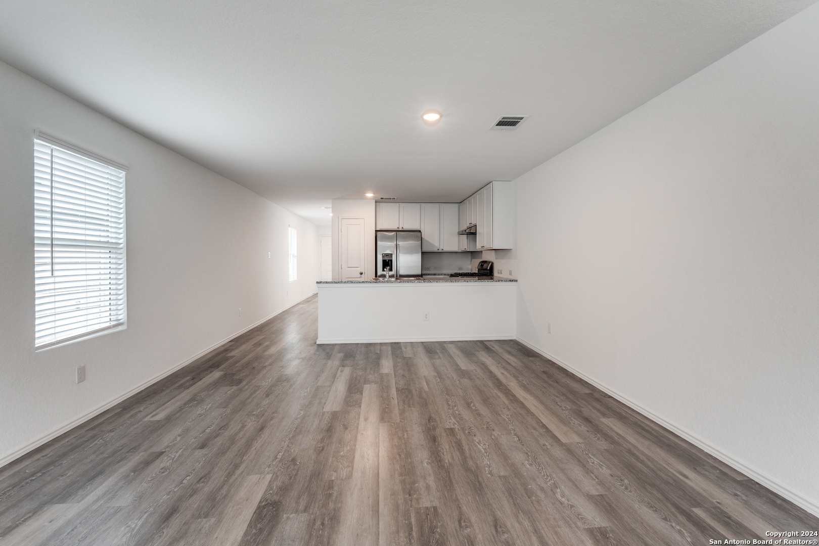5906 ANTONIO PL