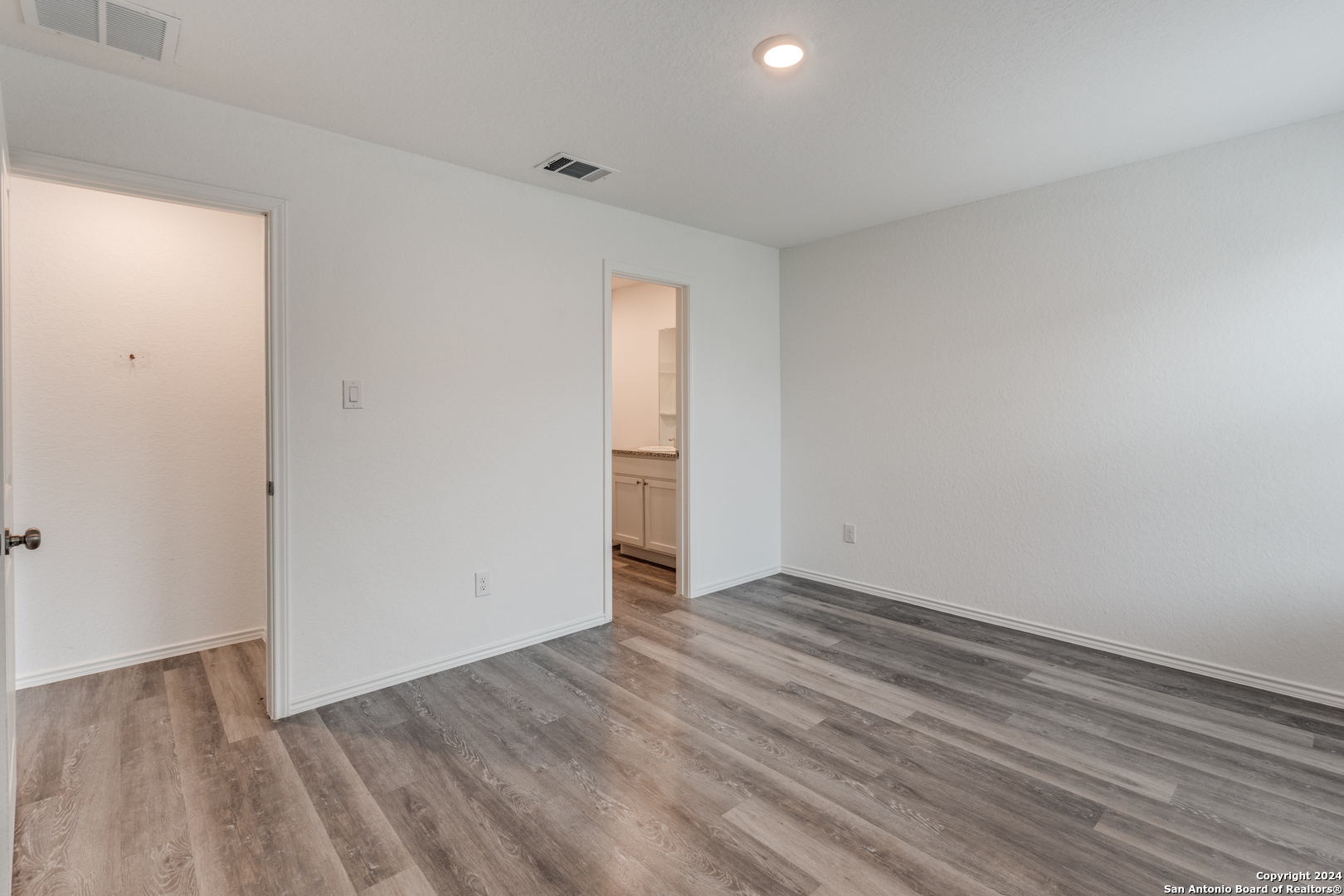 5906 ANTONIO PL