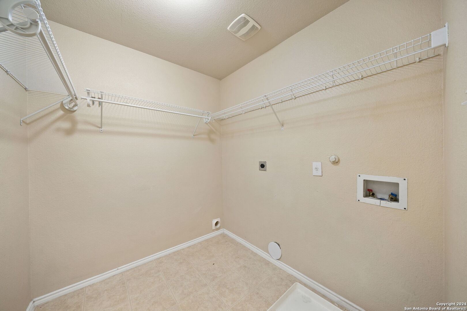 6450 CANDLEVIEW CT