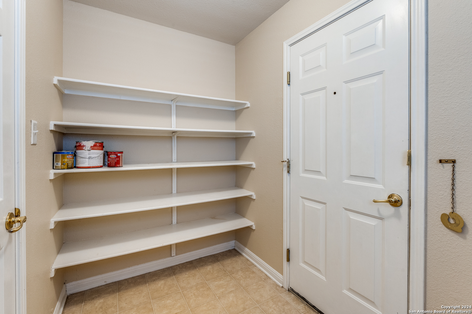 8830 TRUMPET CIR
