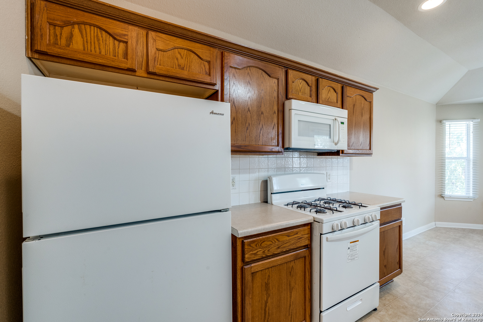 8830 TRUMPET CIR